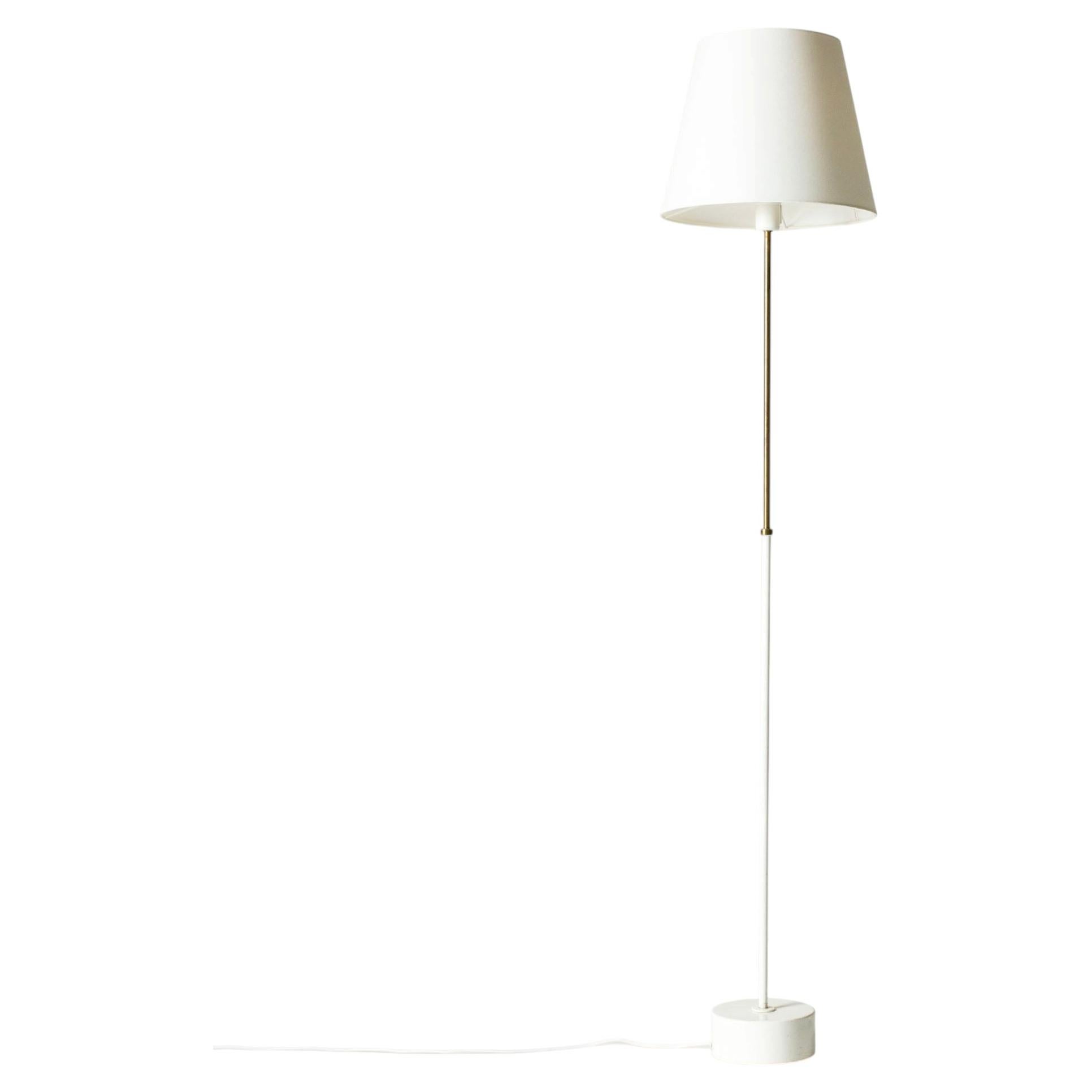 Lámpara de pie de estilo «Midcentury Modern» de Hans-Agne Jakobsson, Suecia, años 50/60 en venta