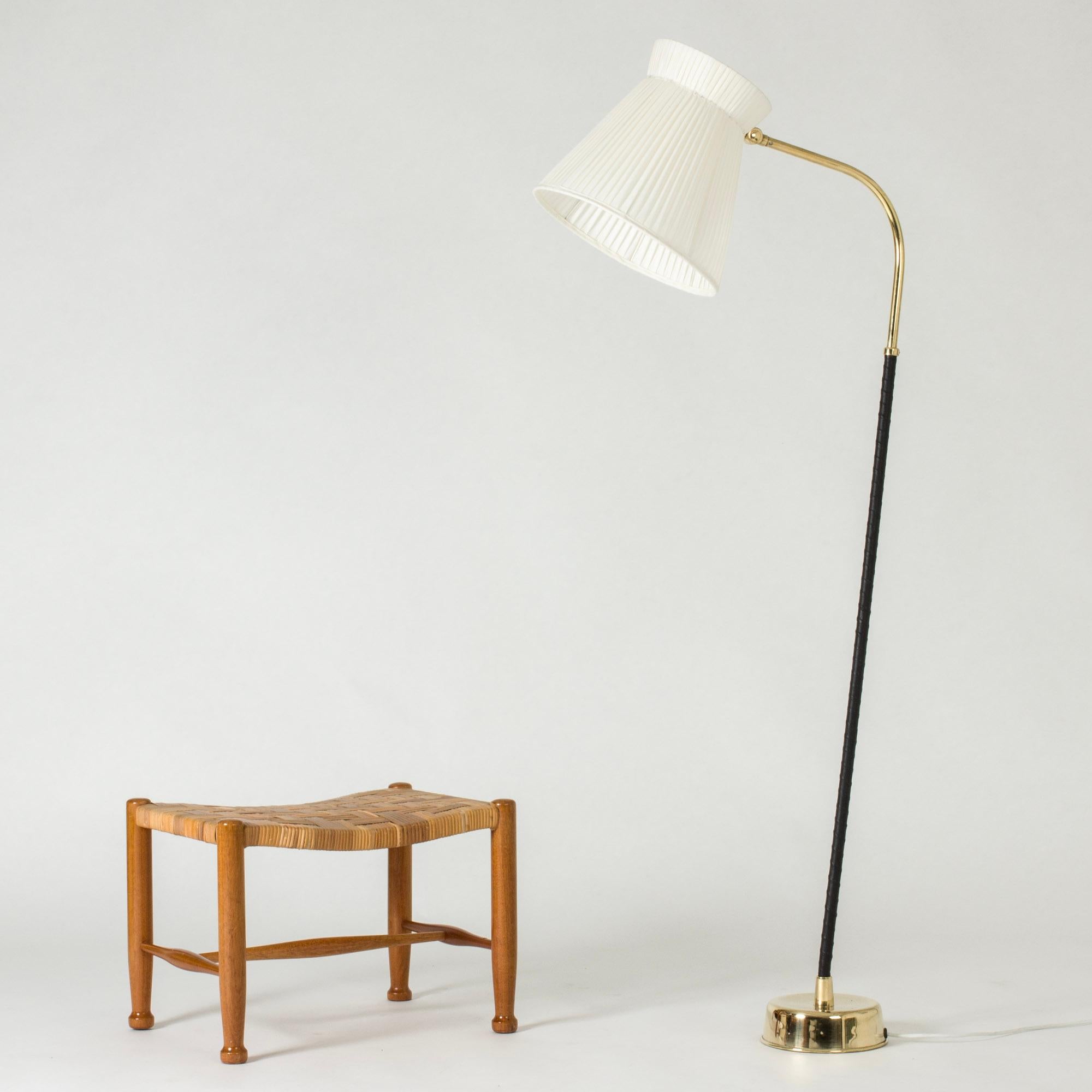 Midcentury Modern Floor Lamp by Lisa Johansson-Pape for Orno, Finland For Sale 1