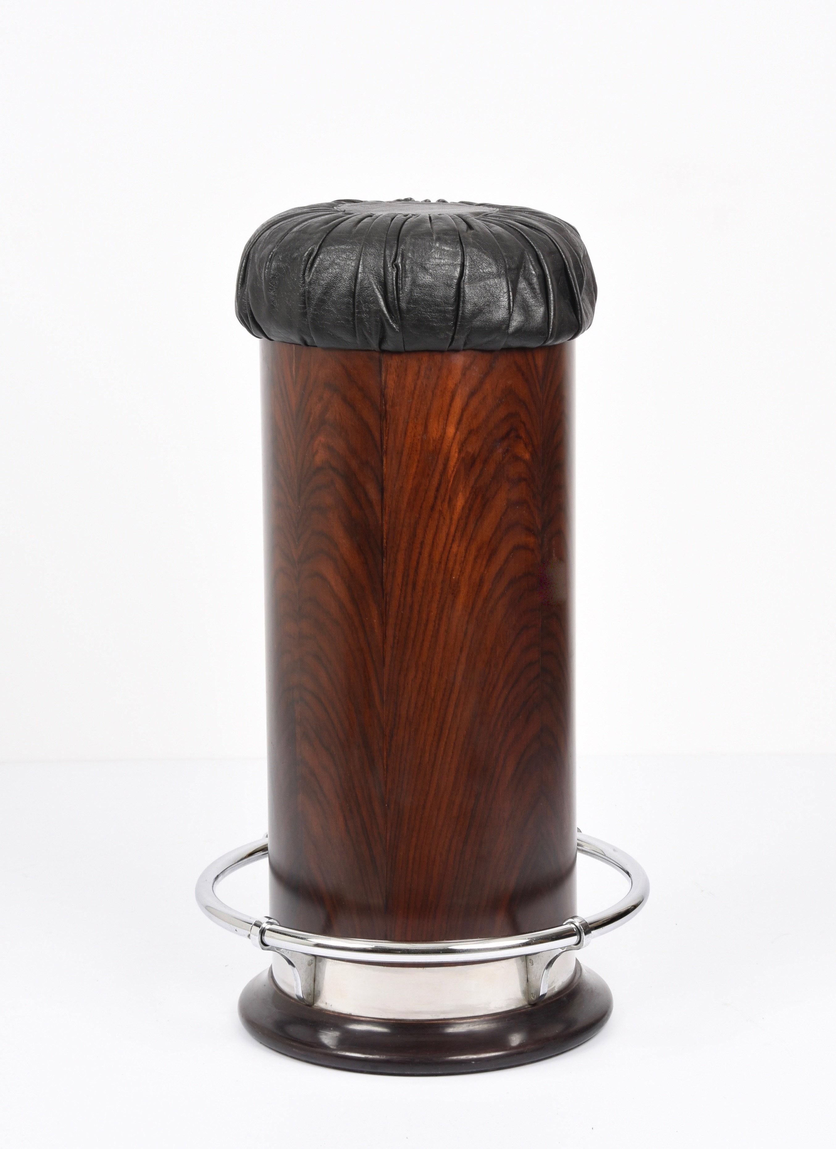 Art déco Tabouret de bar français moderne du milieu du siècle en bois, métal chromé et cuir noir, années 1930 en vente
