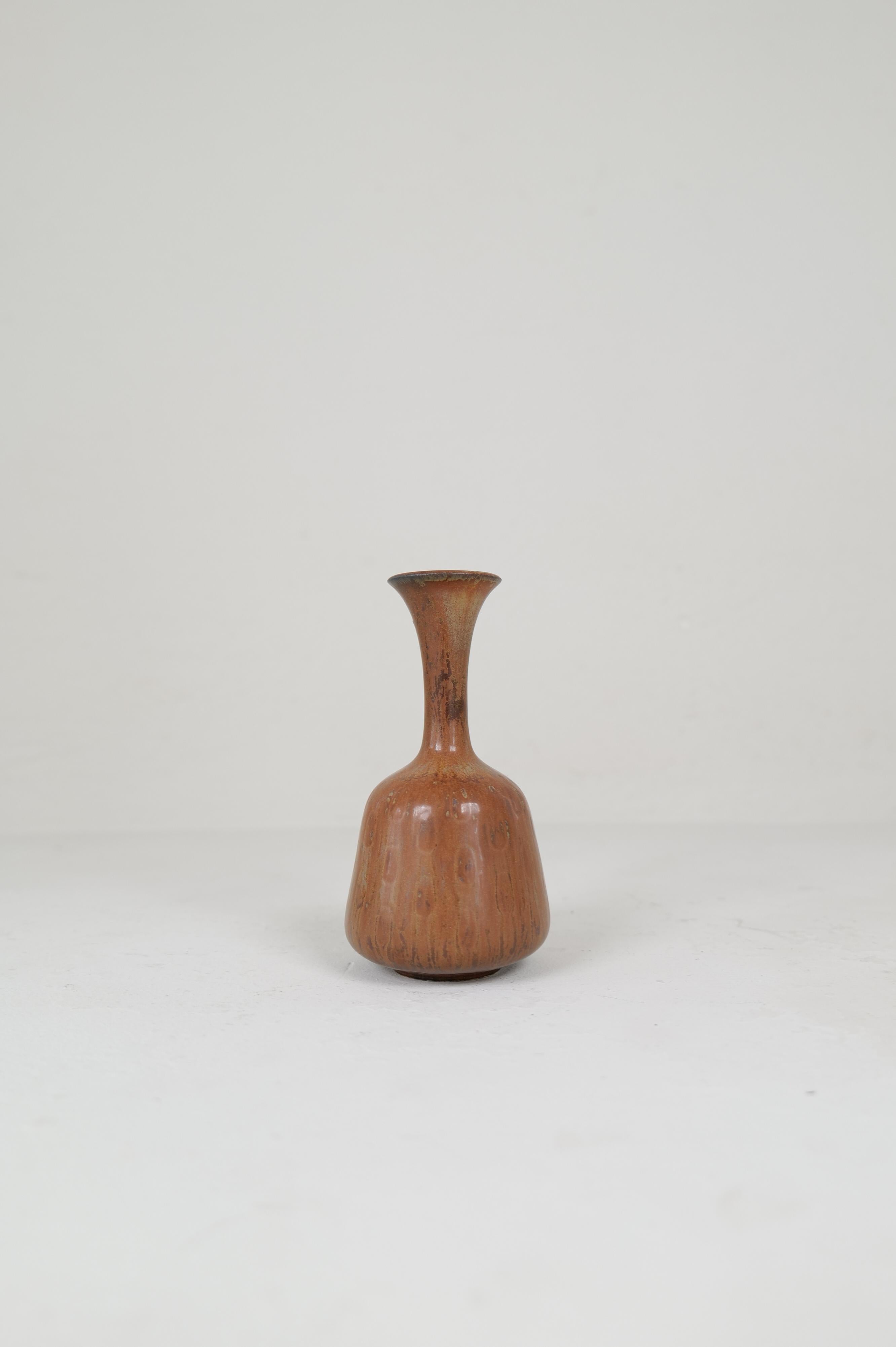 Groupe de 3 vases en terre The Moderns Rörstrand par Gunnar Nylund, Suède en vente 1