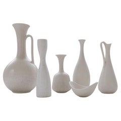 Gruppo di 6 vasi bianchi e grigi del Midcentury Modern Rörstrand Svezia 1950