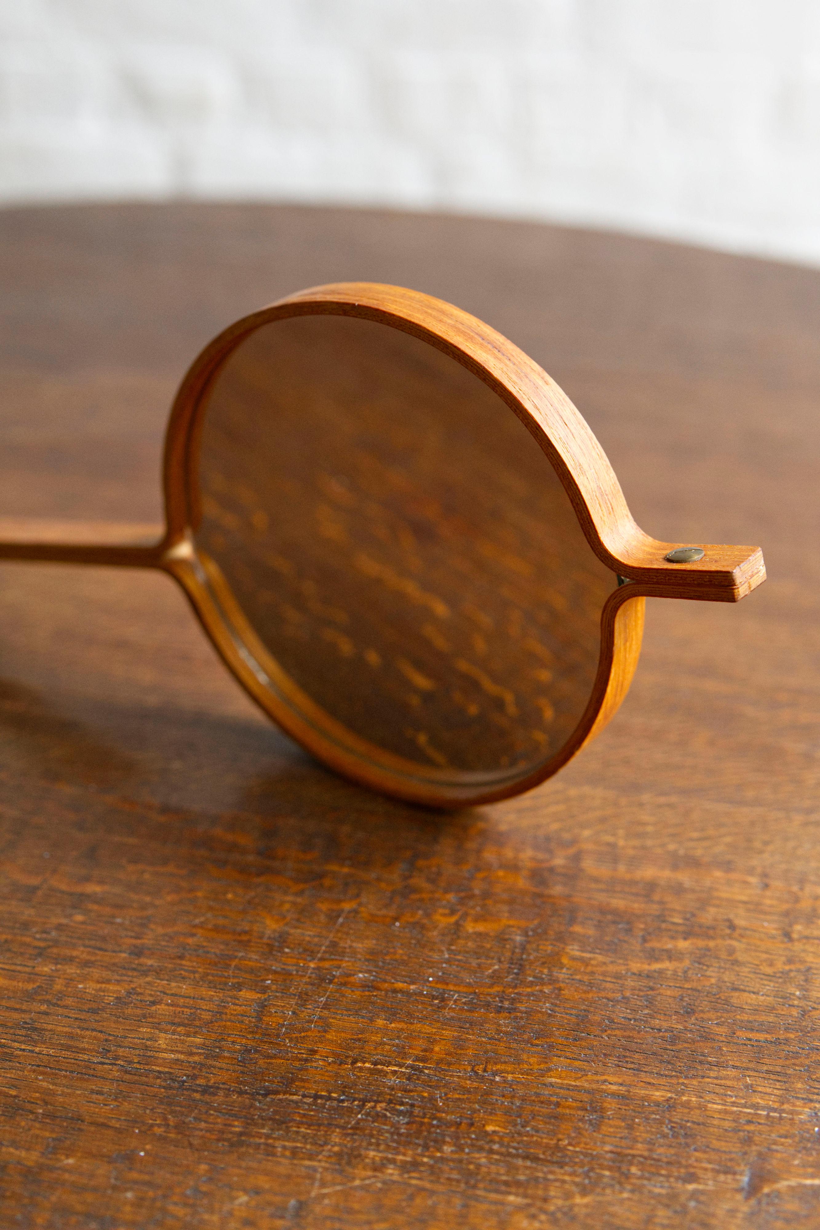 Laiton Miroir à main The Moderns par Hans-Agne Jakobsson, Suède, années 1950 en vente