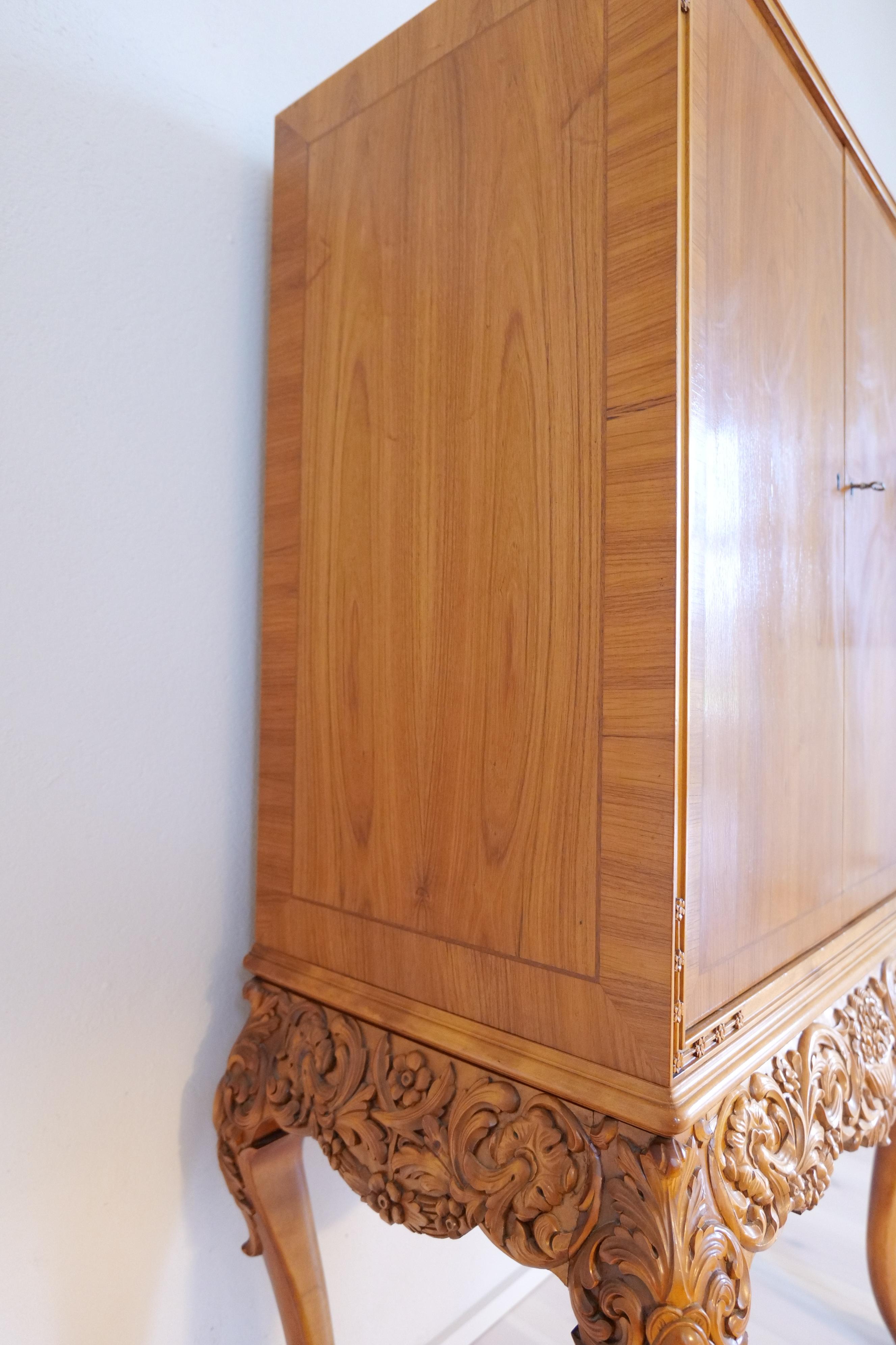 Midcentury Modern Handcrafted Cabinet Elm, Sweden, 1940s For Sale 8