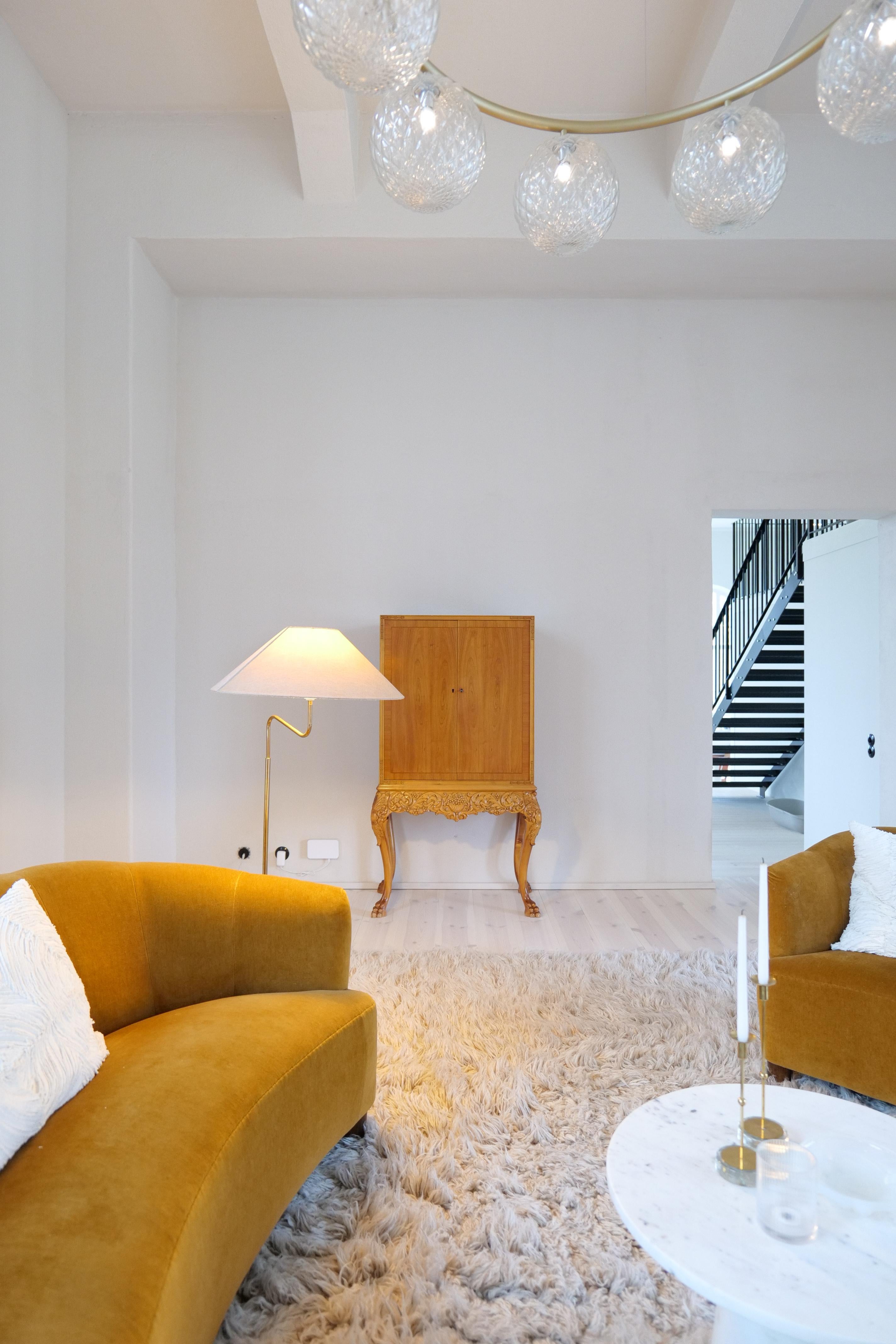 Midcentury Modern Handcrafted Cabinet Elm, Sweden, 1940s In Good Condition For Sale In Hillringsberg, SE