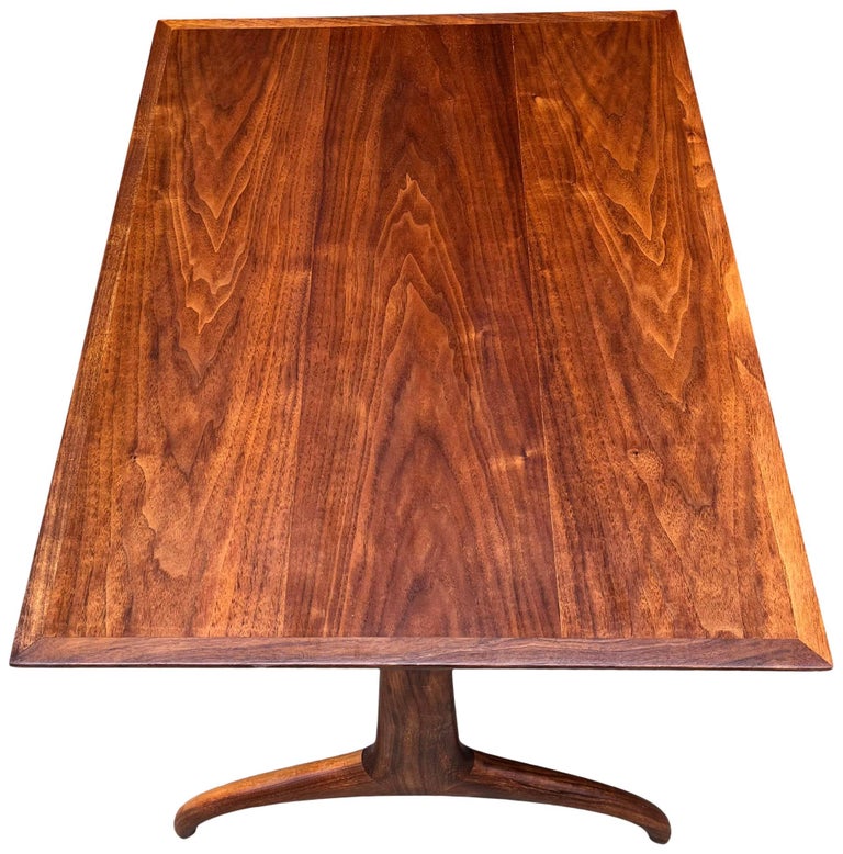 MidCentury Modern Heritage Henredon Horn Leg Side End Tables at 1stDibs