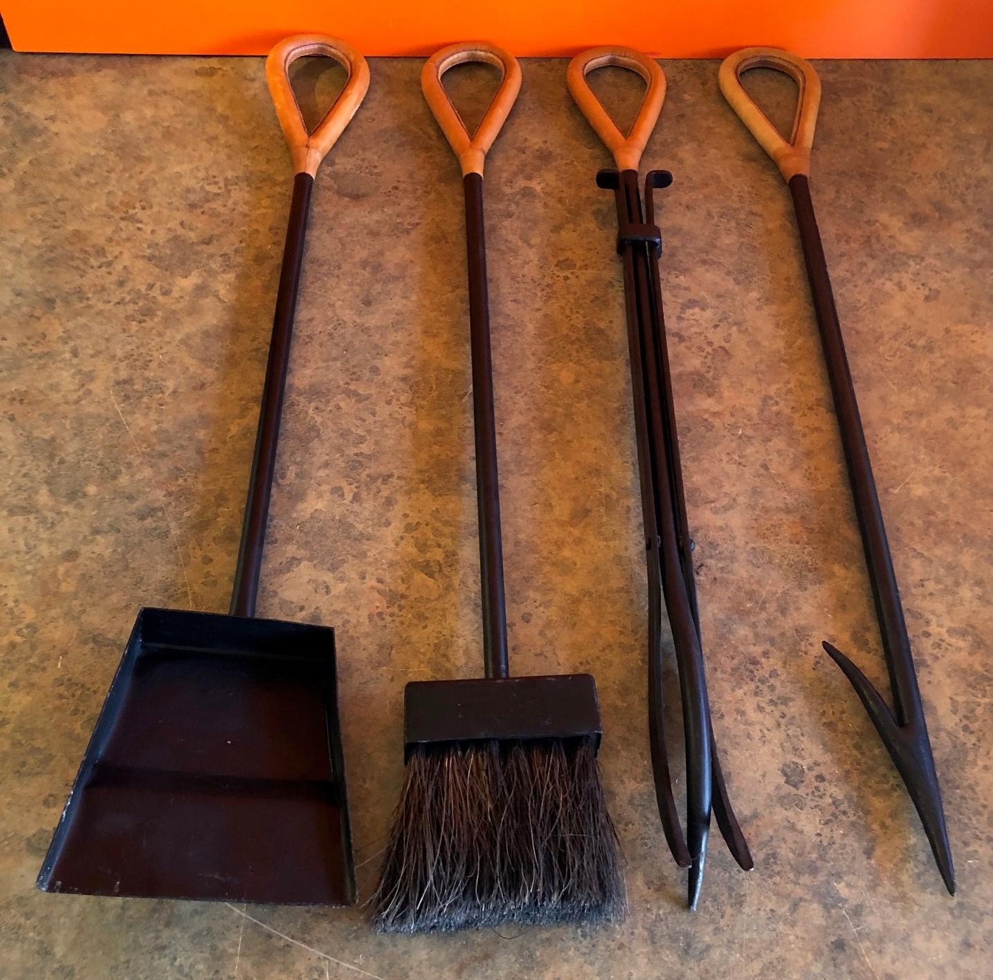 Midcentury Modern Iron/Leather Fireplace Tool Set in the Style of Jacques Adnet In Good Condition In San Diego, CA