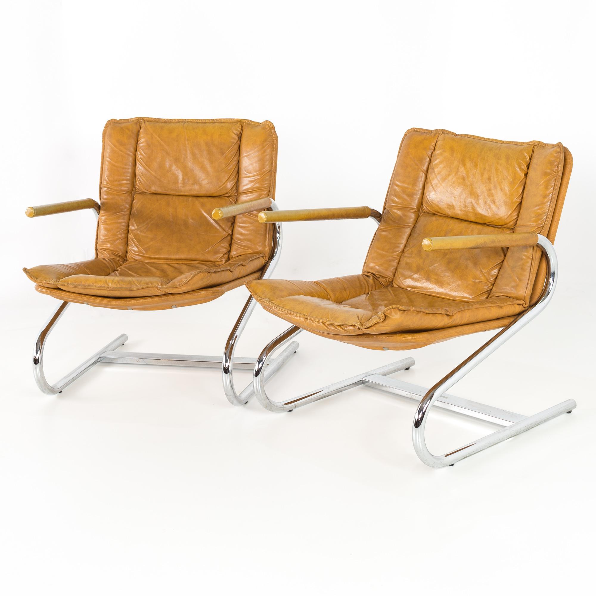 American Mid-Century Modern Italian Chrome Z-Lounge Chairs, Pair