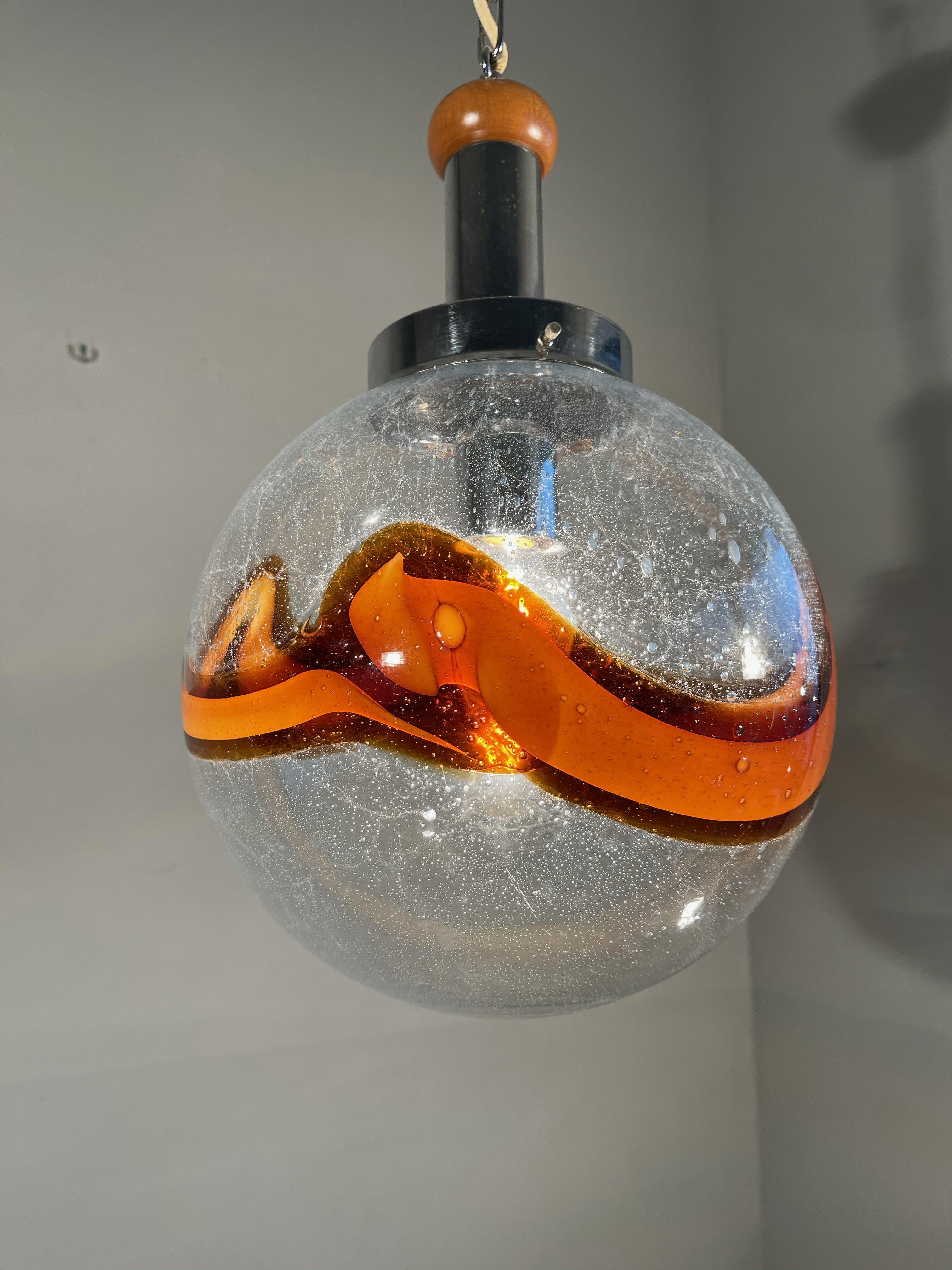 Lampe à suspension italienne en verre d'art de Murano soufflé à la bouche coloré, mi-siècle moderne en vente 7