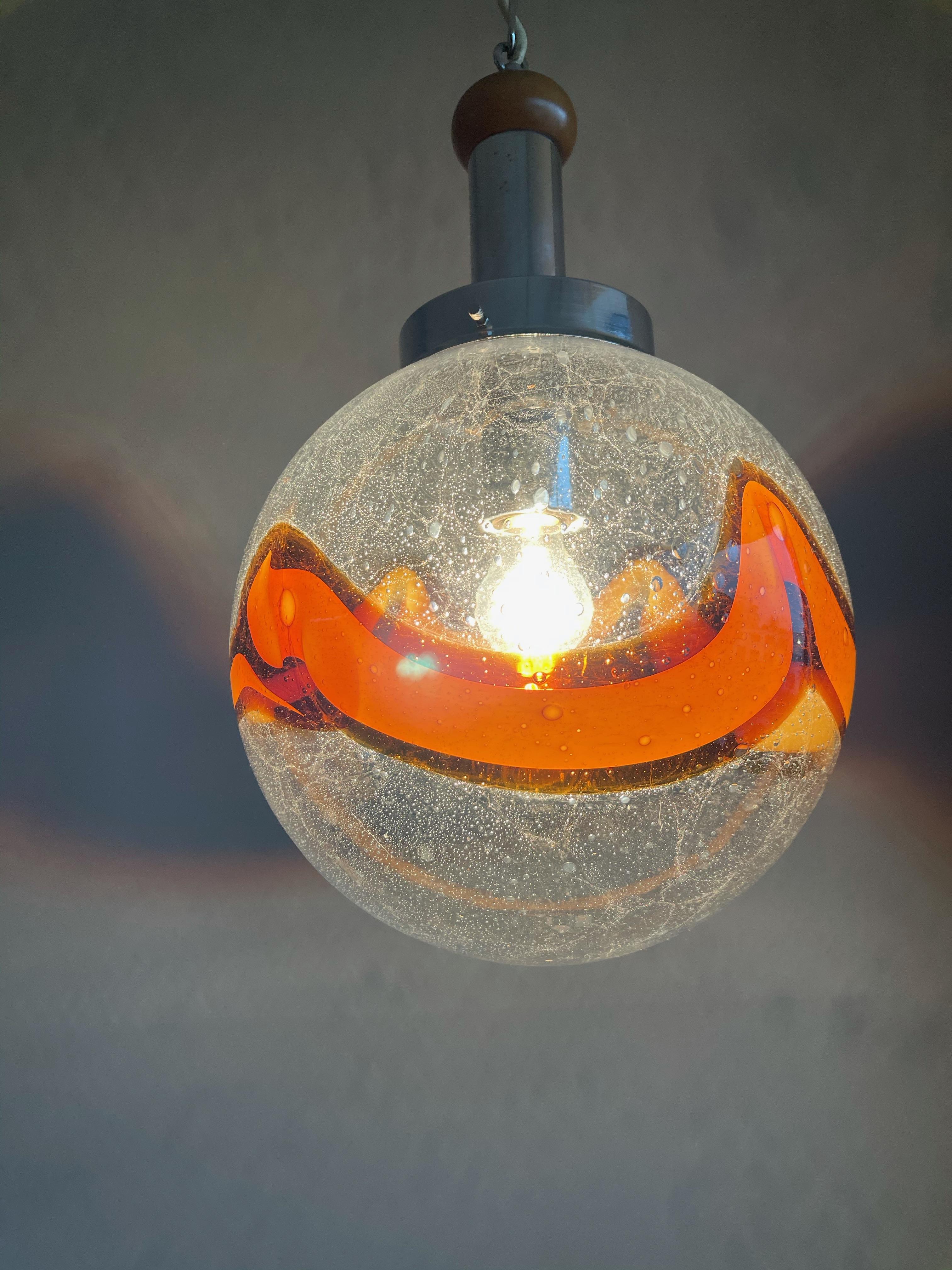 Lampe à suspension italienne en verre d'art de Murano soufflé à la bouche coloré, mi-siècle moderne en vente 12
