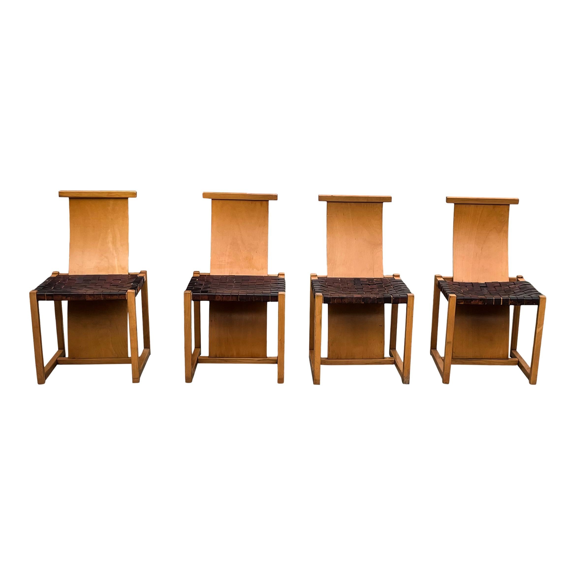 Midcentury Modern Italian Design Beech & Leather Dining Chairs, 1970s, Set of 4 In Good Condition For Sale In Vicenza, IT