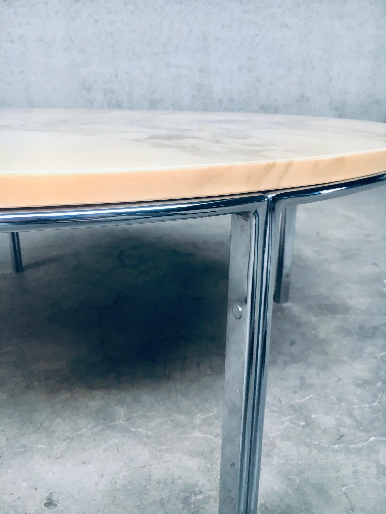 Mid-Century Modern Italian Design Marble Coffee Table, 1960s, Italy For Sale 8