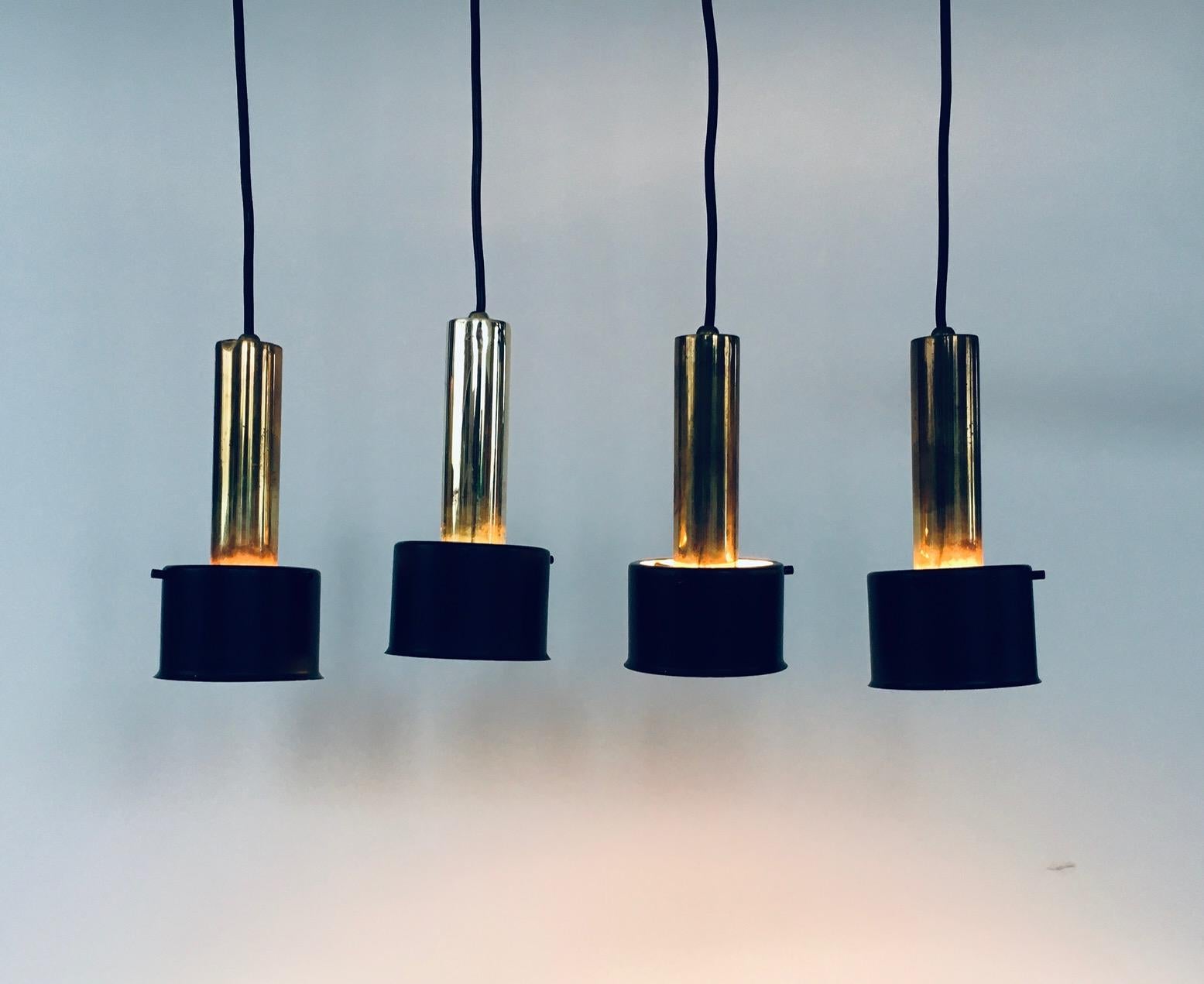 Midcentury Modern Italian Design Pendant Lamp Set, Italy 1960's In Good Condition For Sale In Oud-Turnhout, VAN