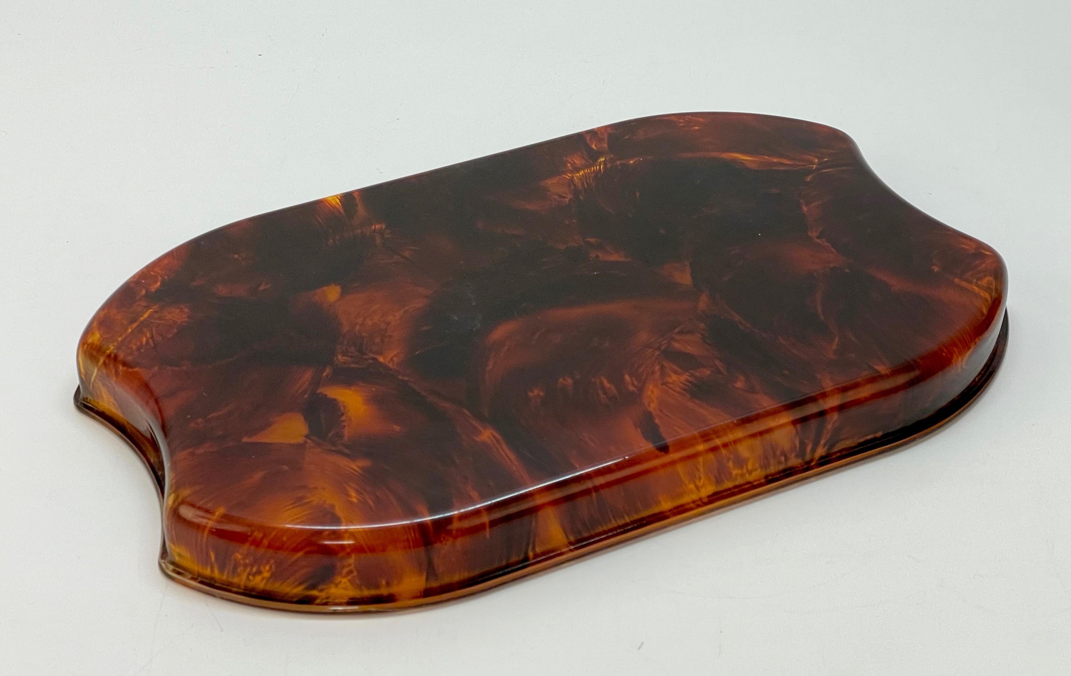 Acrylic Midcentury Modern Italian Lucite Tortoiseshell Effect Oval Serving Tray, 1970s For Sale
