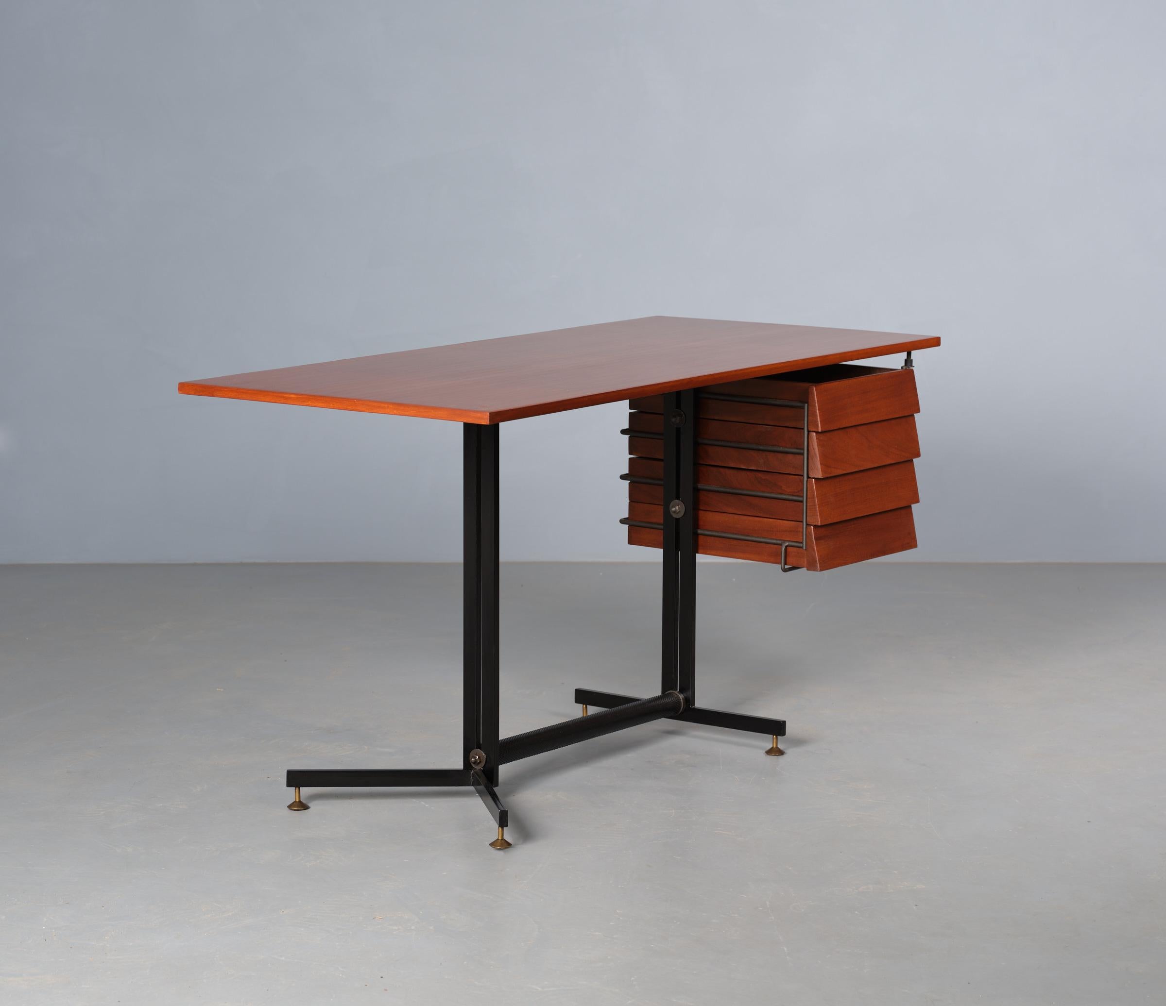 Mid-20th Century Midcentury Modern Italian Teak Desk: Expertly Restored to Original Beauty  For Sale