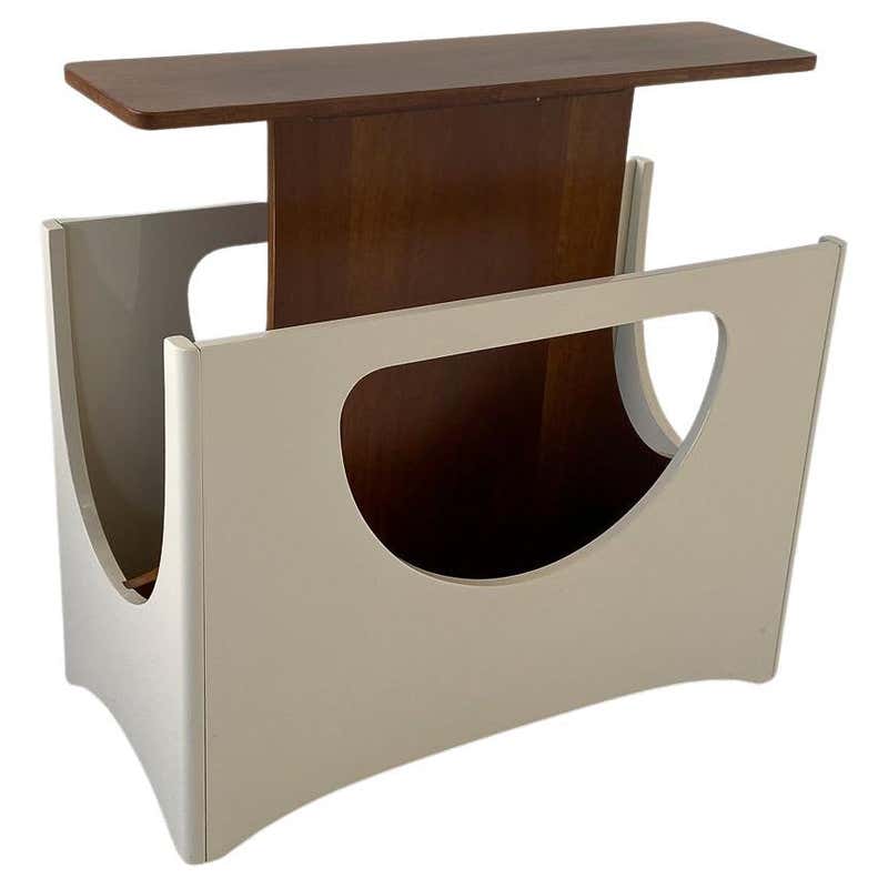 Italian Midcentury Brass Magazine Rack Table For Sale at 1stDibs