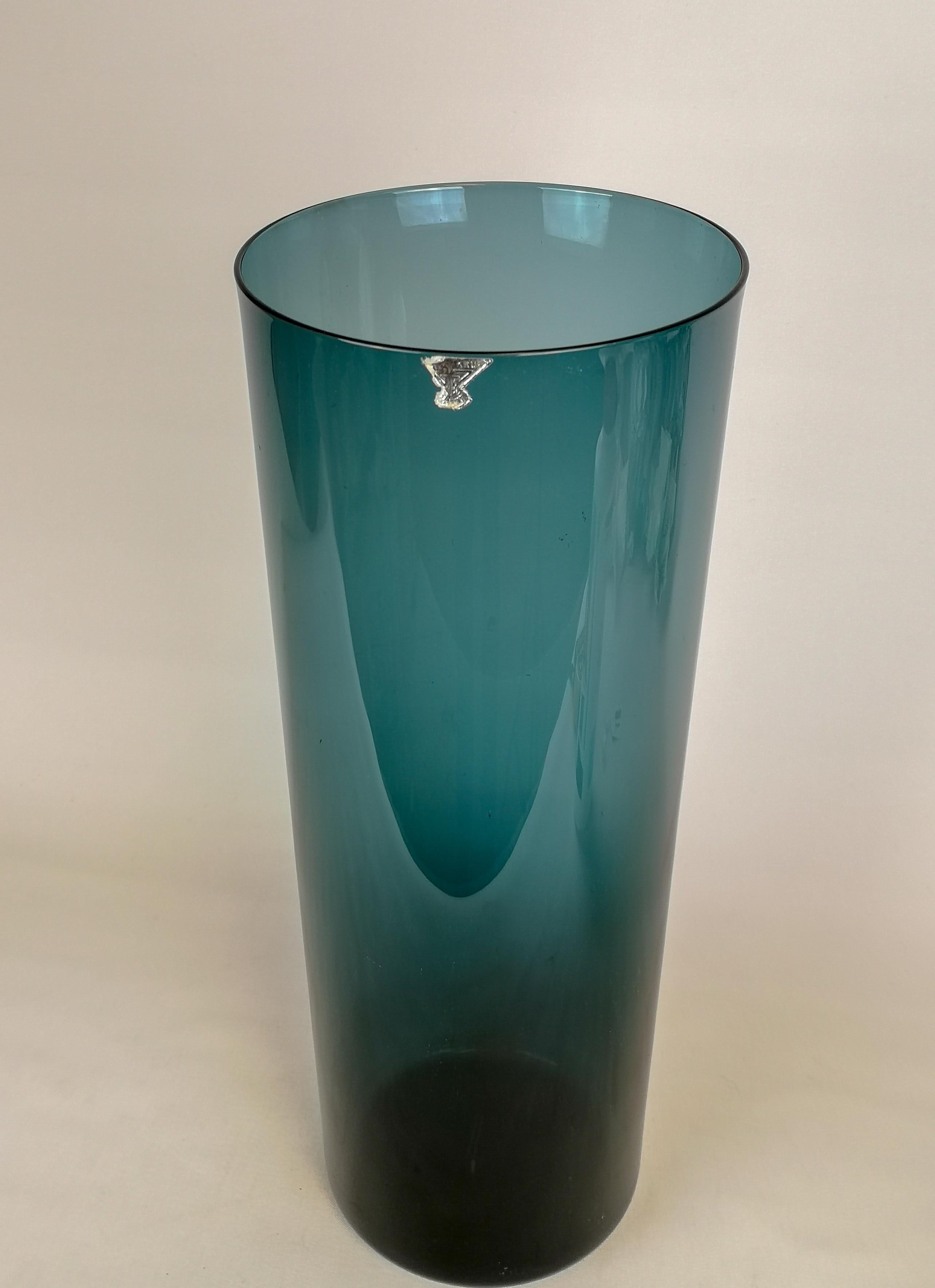 Mid-Century Modern Large Glass Vase GullaSkruf Sweden, 1950s In Good Condition For Sale In Hillringsberg, SE