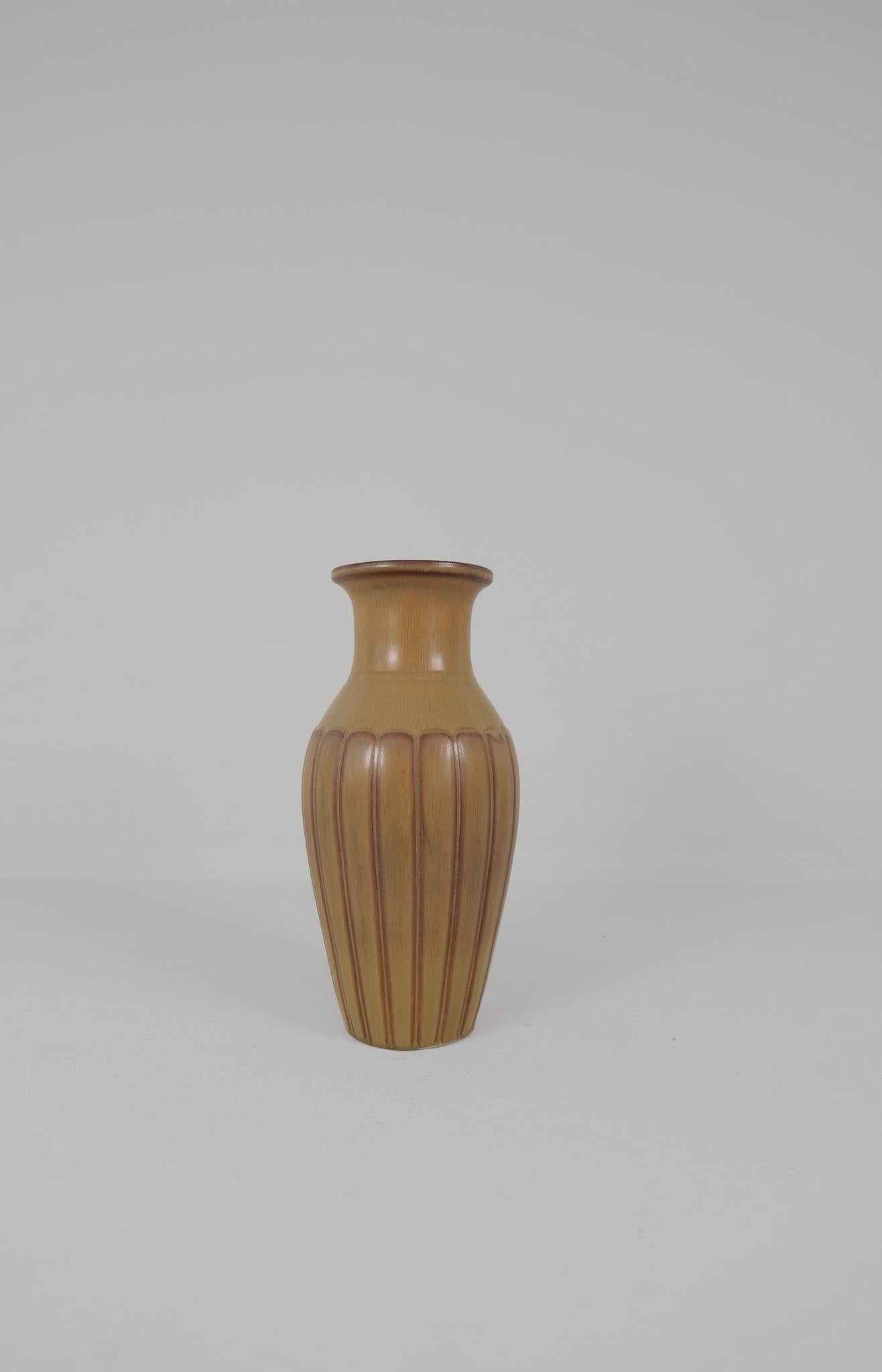 Midcentury Modern Large Vase Rörstrand by Gunnar Nylund, Sweden In Good Condition For Sale In Hillringsberg, SE