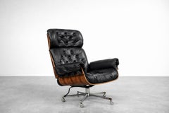 MidCentury Modern Leather and Bentwood Lounge Chair by Martin Stoll for Giroflex