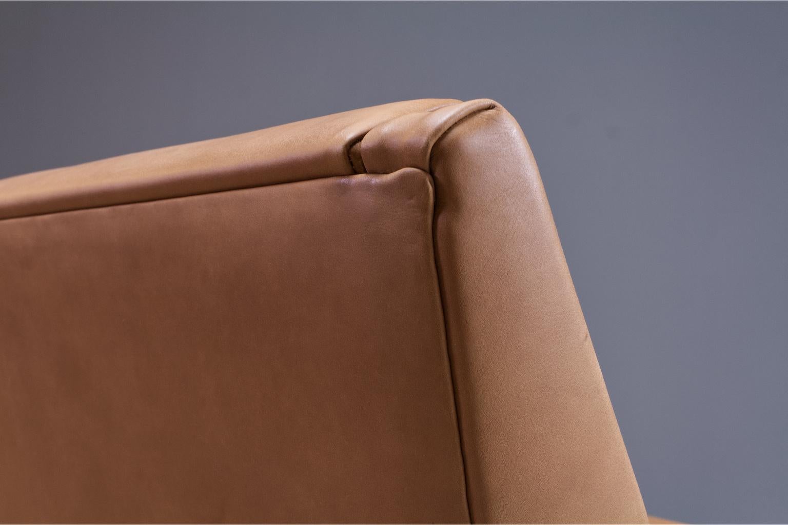 Mid-Century Modern Lounge Chair by Louis Van Teeffelen in Brown Leather, 1960s For Sale 1