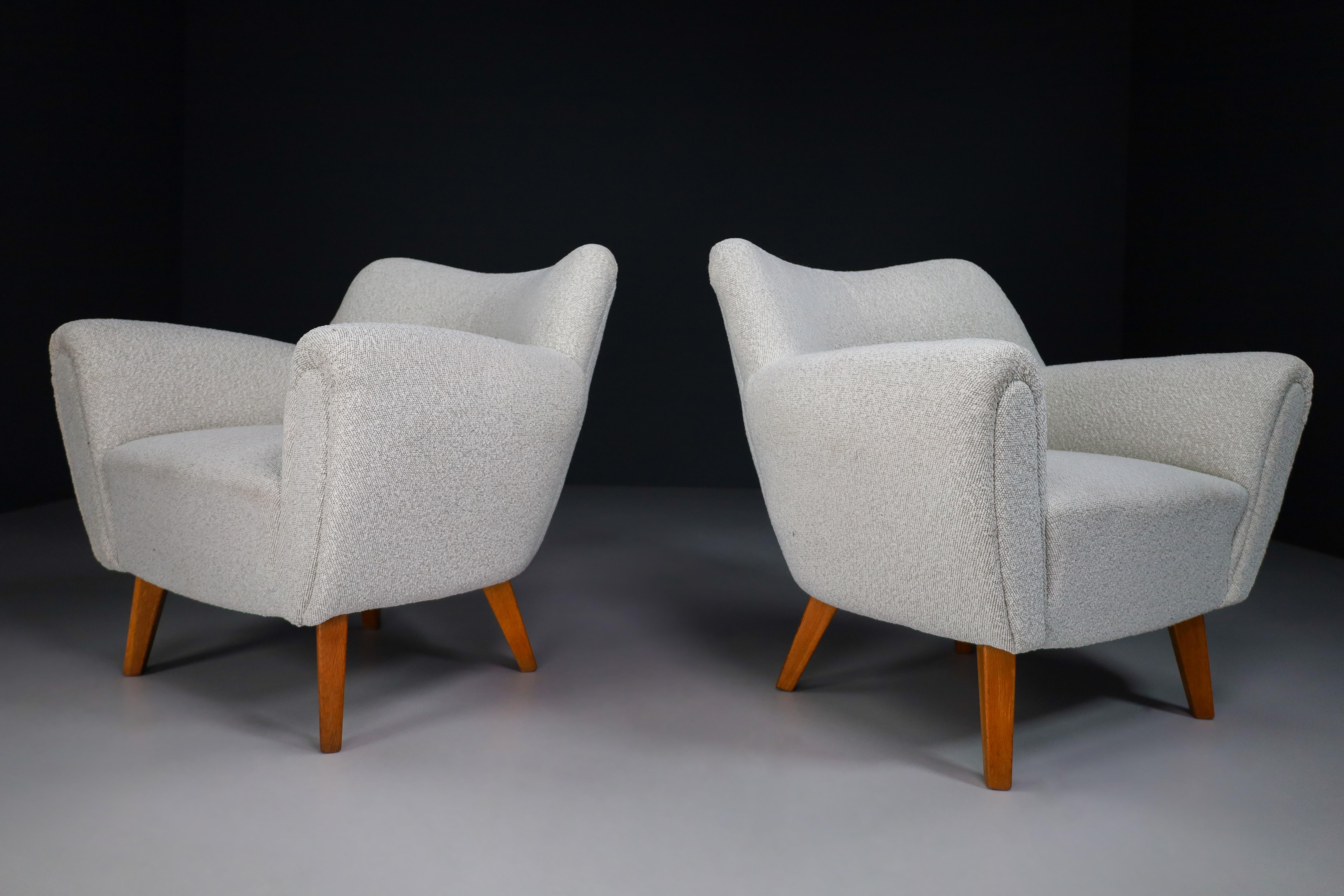 Midcentury Modern Lounge Chairs in Oak & Reupholstered Bouclé Fabric France 50s 1