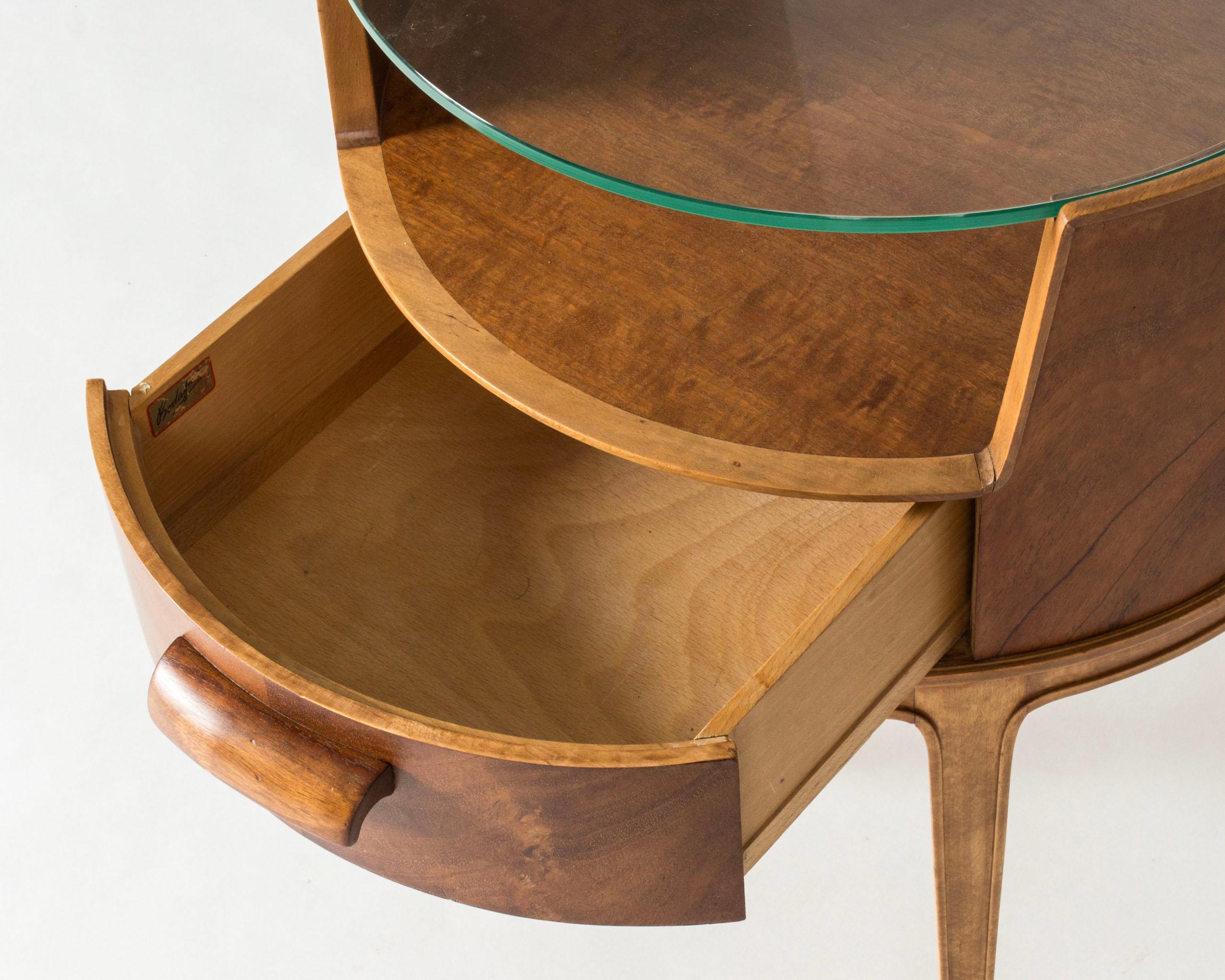 Swedish Midcentury Modern Mahogany Bedside Tables, Axel Larsson, Sweden, 1940s For Sale
