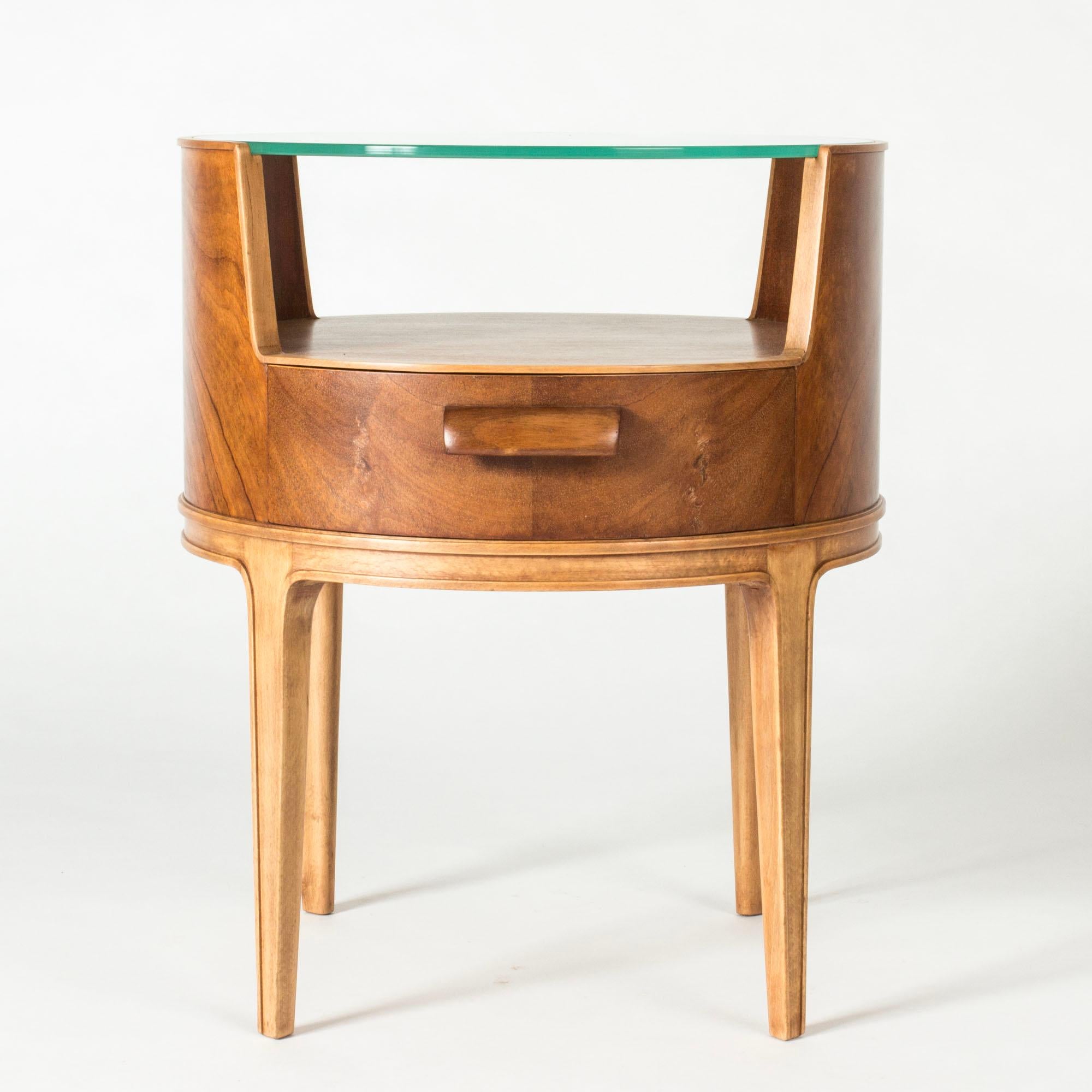 Midcentury Modern Mahogany Bedside Tables, Axel Larsson, Sweden, 1940s In Good Condition For Sale In Stockholm, SE
