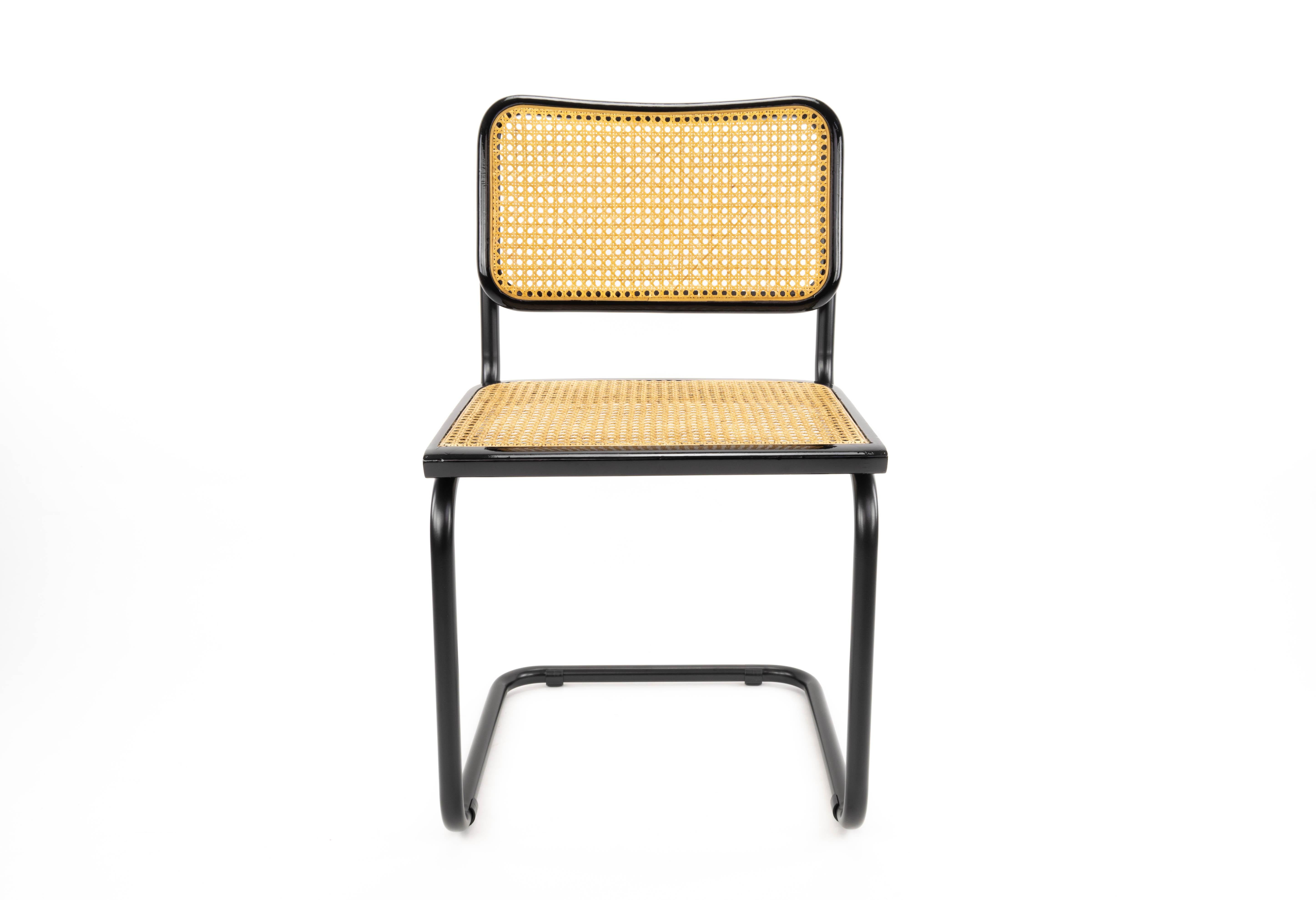 Italian Midcentury Modern Marcel Breuer Black B32 Cesca Chairs, Italy, 1970