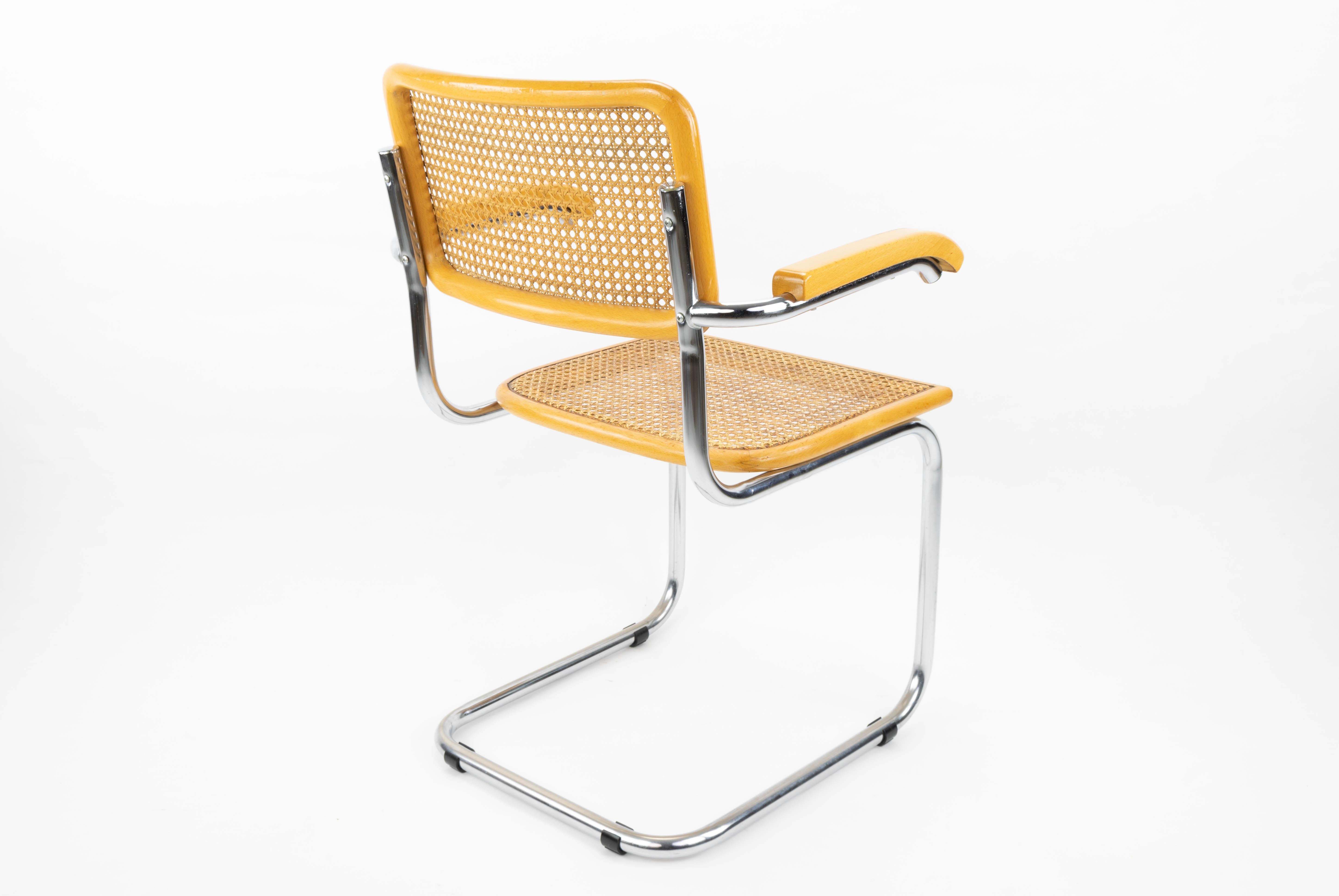 Mid-Century Modern Marcel Breuer Chrome and Golden Beech Cesca Chairs, Italy 4