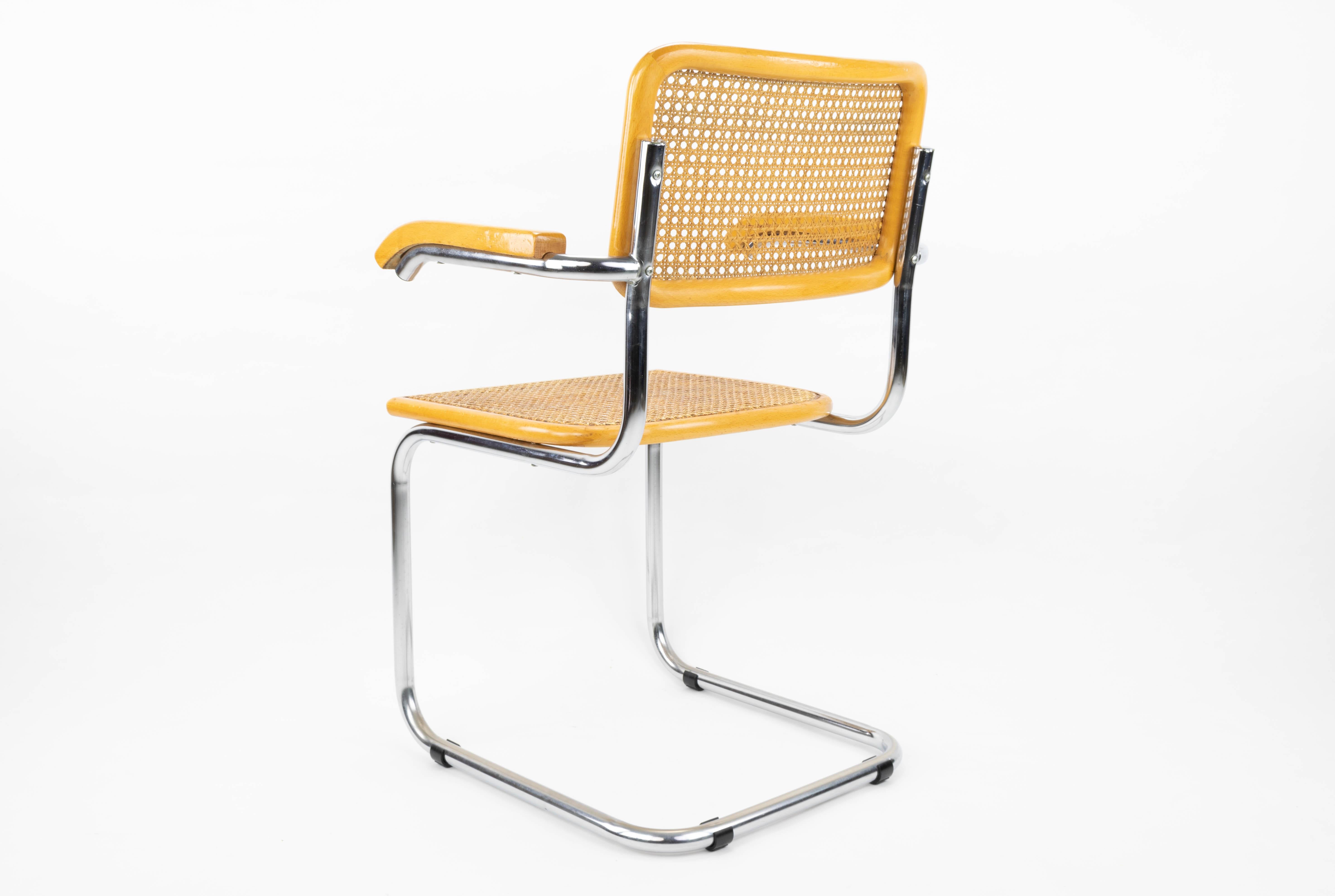 Mid-Century Modern Marcel Breuer Chrome and Golden Beech Cesca Chairs, Italy 2