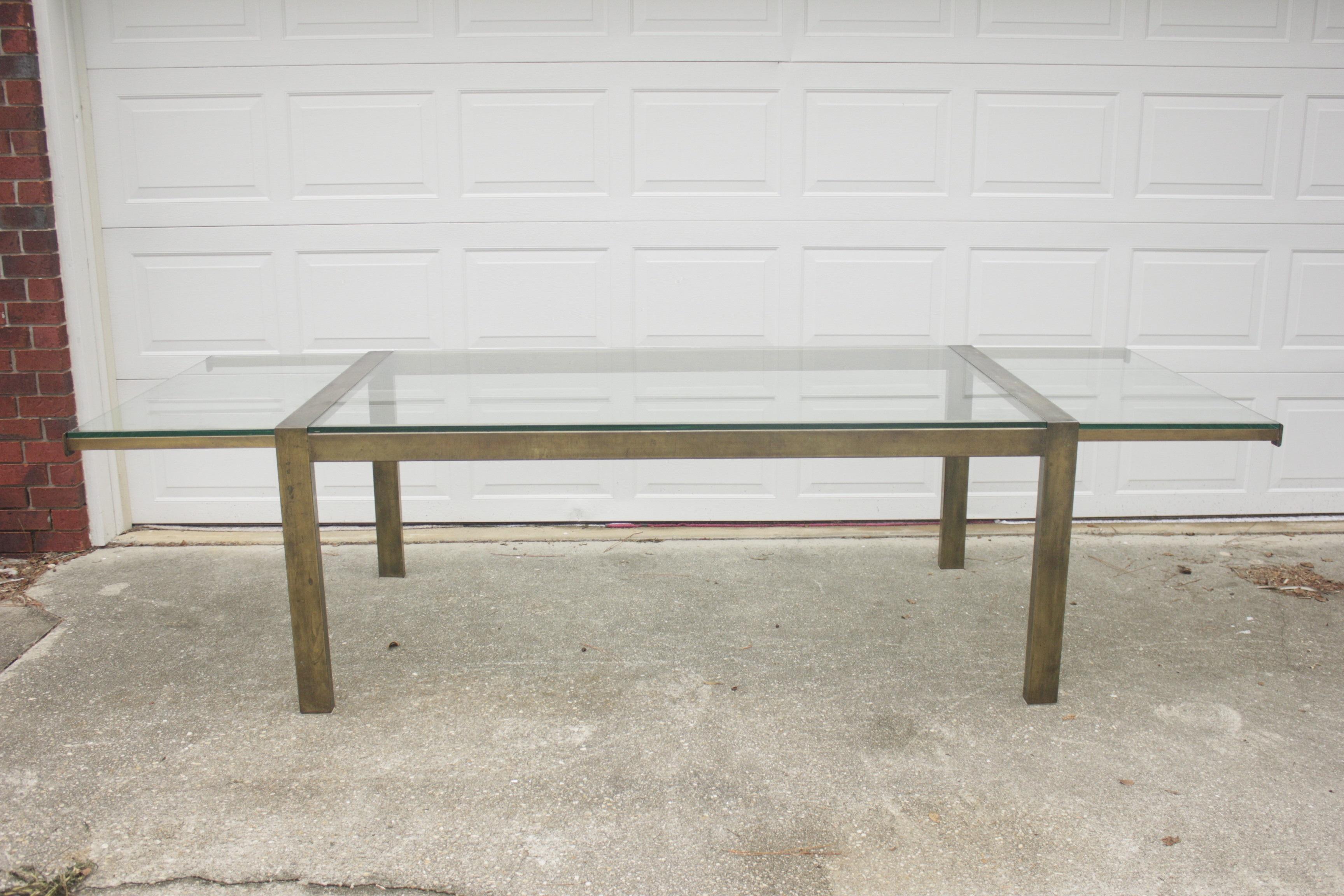 Mid-Century Modern Mastercraft Brass and Glass Extension Dining Table For Sale 3