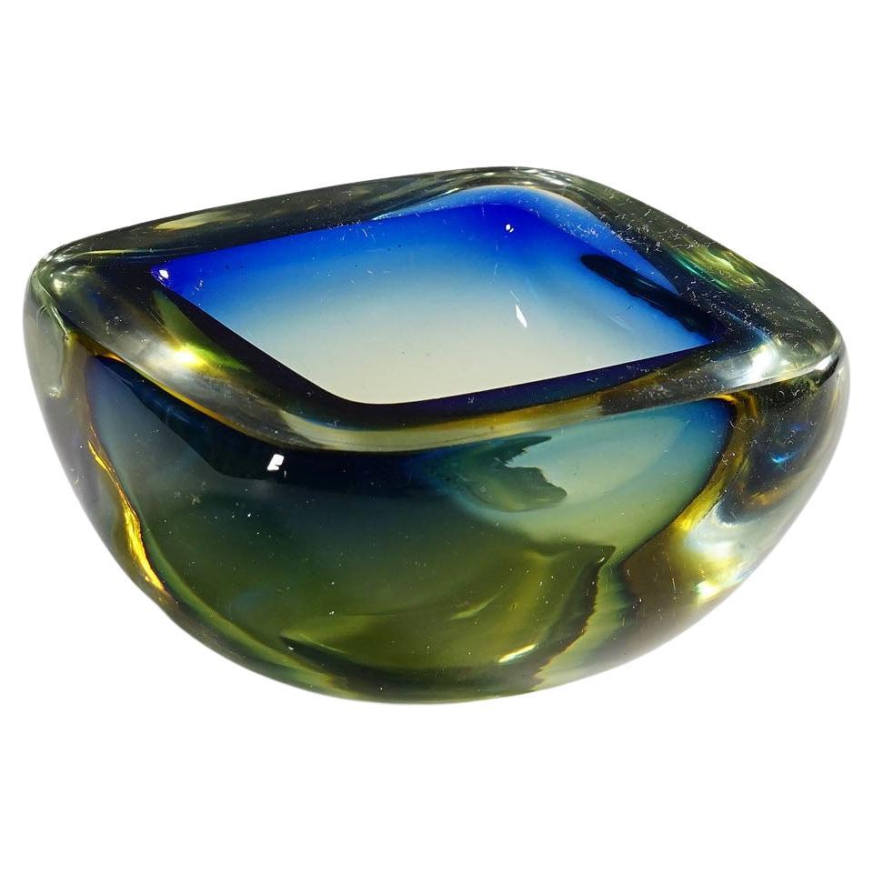 Midcentury Modern Murano Blau und Gelb Sommerso Art Glass Bowl 1960s im Angebot