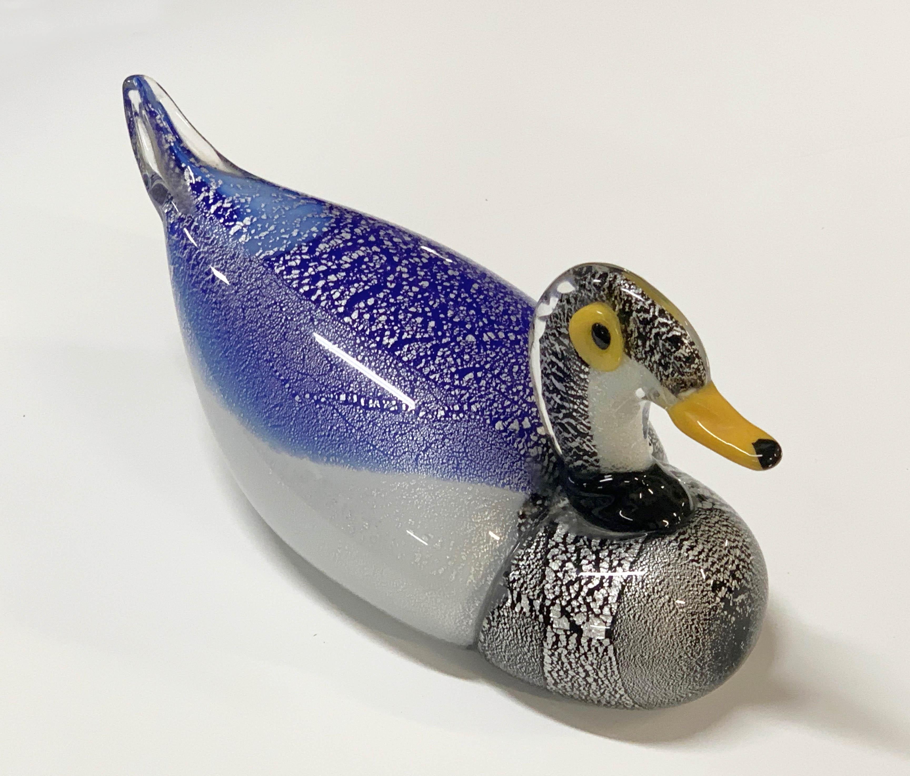 Mid-Century Modern Murano Glass Italian Duck Sculpture with Silver Dots, 1970s In Good Condition In Roma, IT