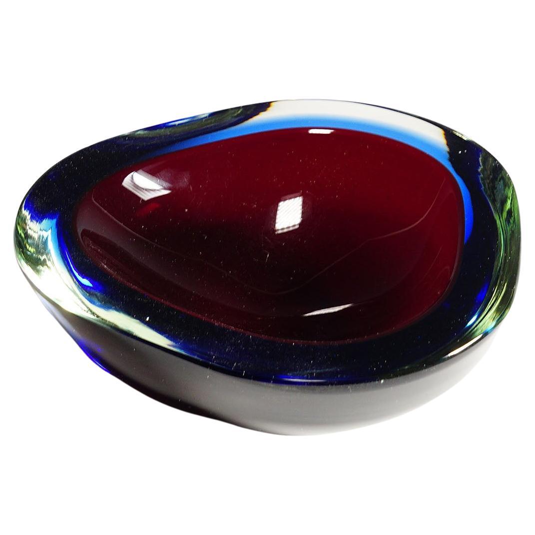Mid-Century Modern Murano Sommerso Art Glass Bowl 1960s