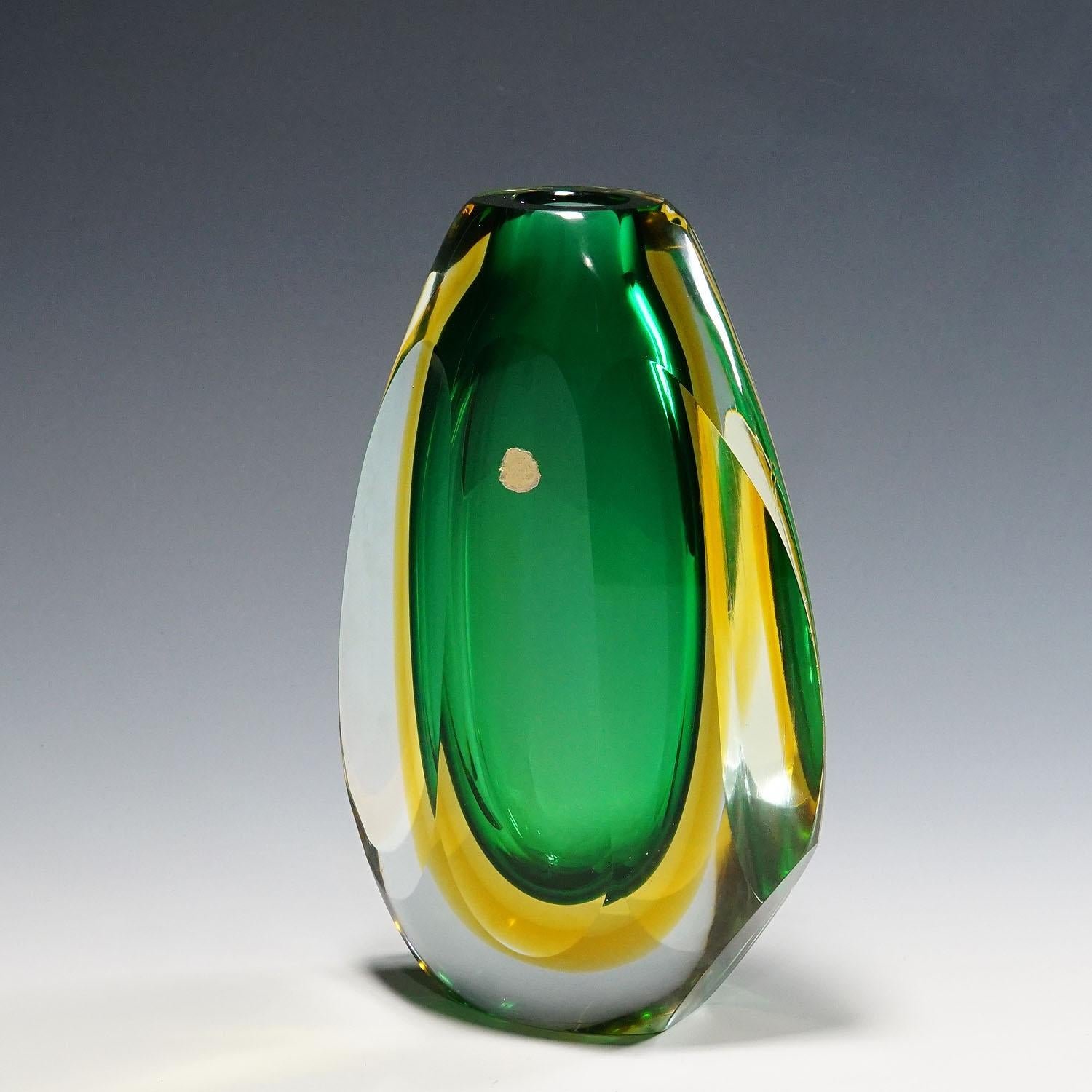 Mid-Century Modern Midcentury Modern Murano Sommerso Art Glass Vase 1960s
