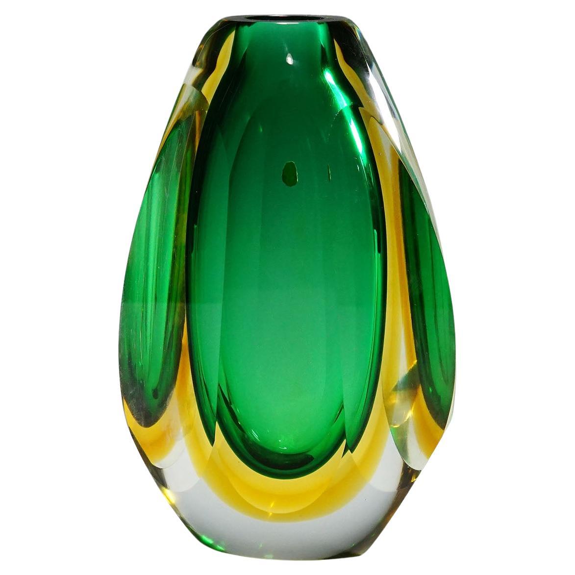 Midcentury Modern Murano Sommerso Art Glass Vase 1960s