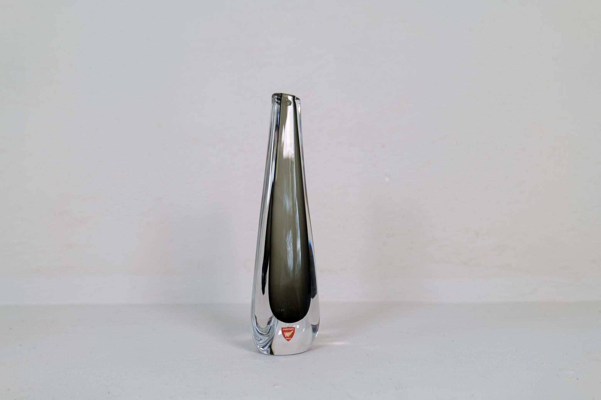 Mid-Century Modern Nils Landberg Orrefors Set of 2 Vases, circa 1950s, Sweden For Sale 2