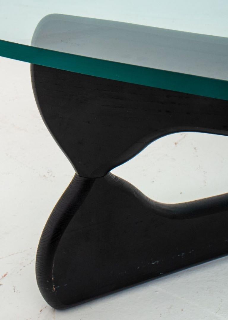 Midcentury Modern Noguchi Amorphic Table In Good Condition For Sale In New York, NY