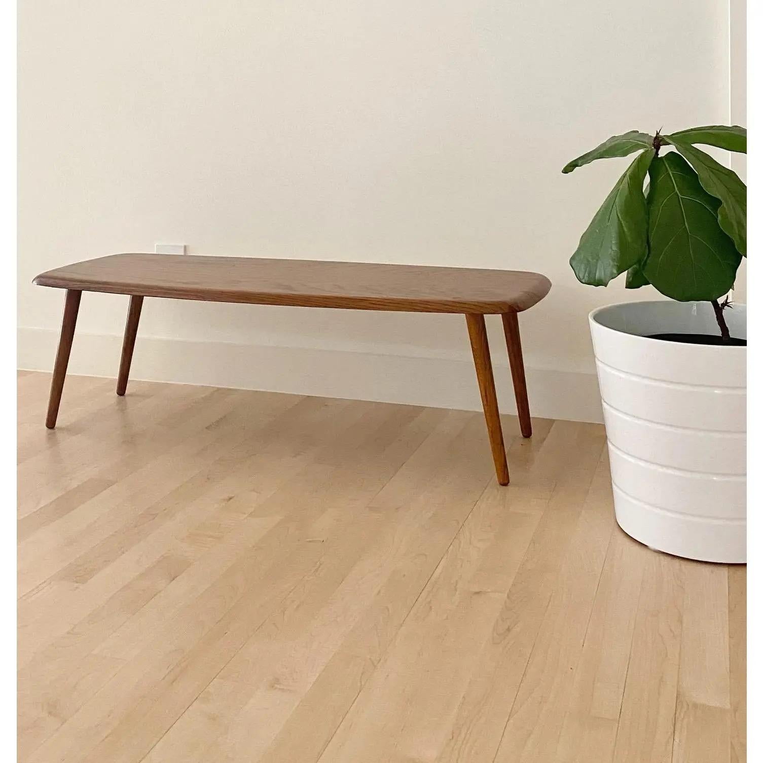 20th Century Midcentury Modern Oak Coffee Table on Splayed Legs For Sale