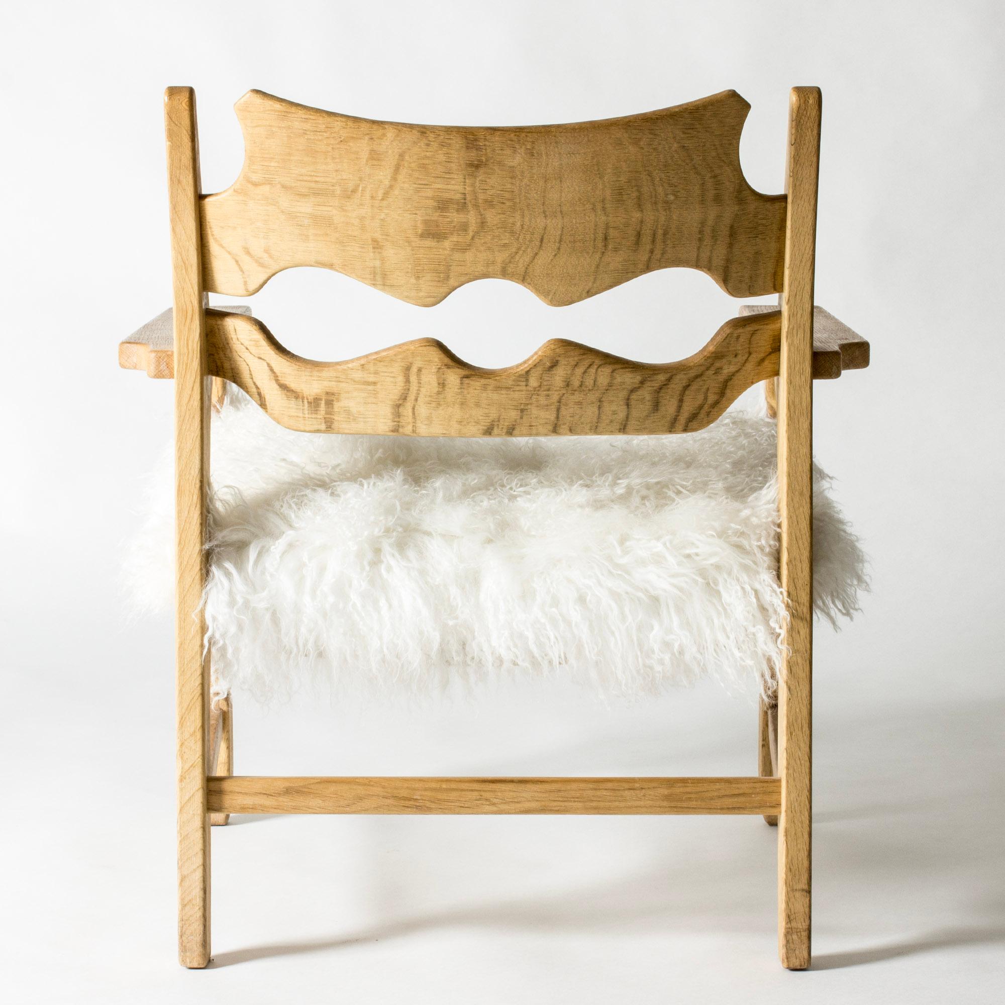 Midcentury Modern Oak Lounge Chair by Henning Kjærnulf, Denmark, 1960s In Good Condition For Sale In Stockholm, SE