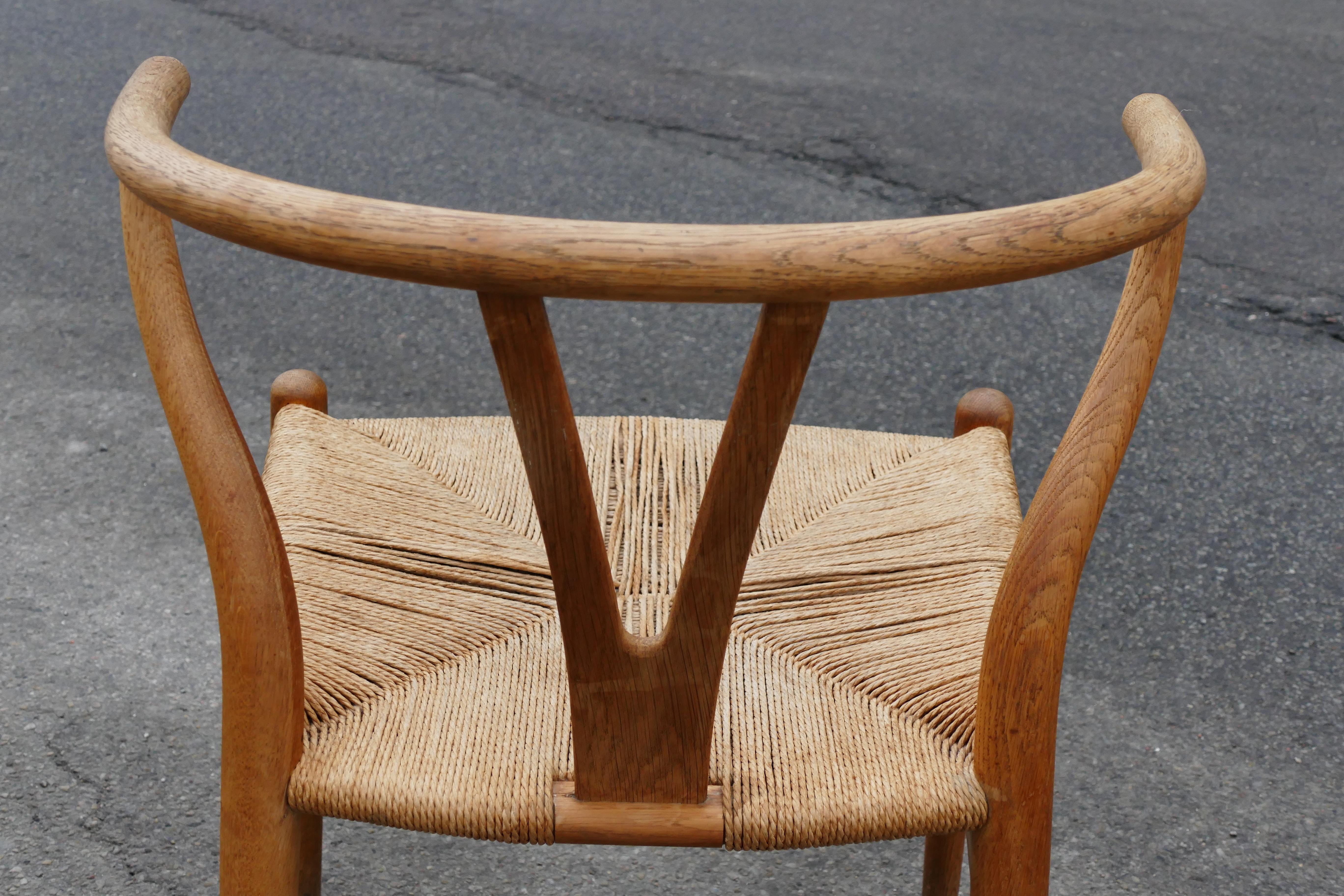 Danish Mid-Century Modern Oak Wishbone Chairs by Hans Wegner