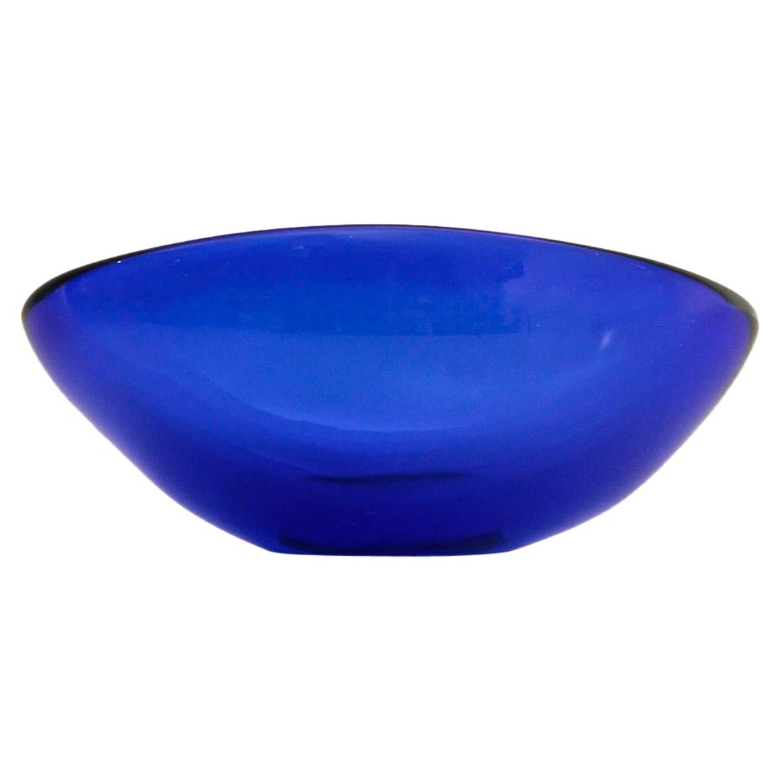 MidCentury Modern Oval Blue Glass Bowl, 1970s For Sale at 1stdibs