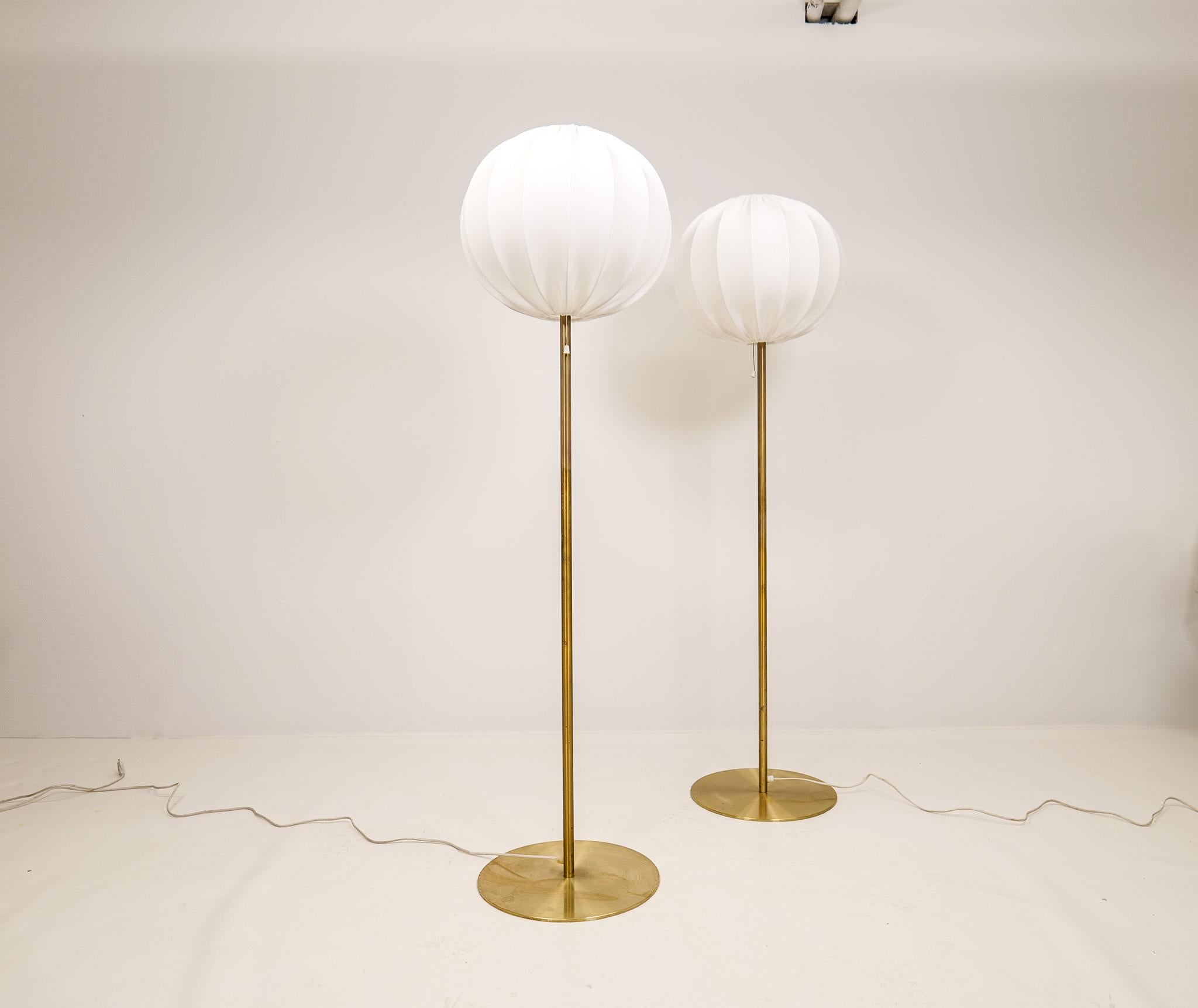 Mid-Century Modern Pair of Brass Floor Lamps Luxus, Sweden, 1970s In Good Condition For Sale In Hillringsberg, SE