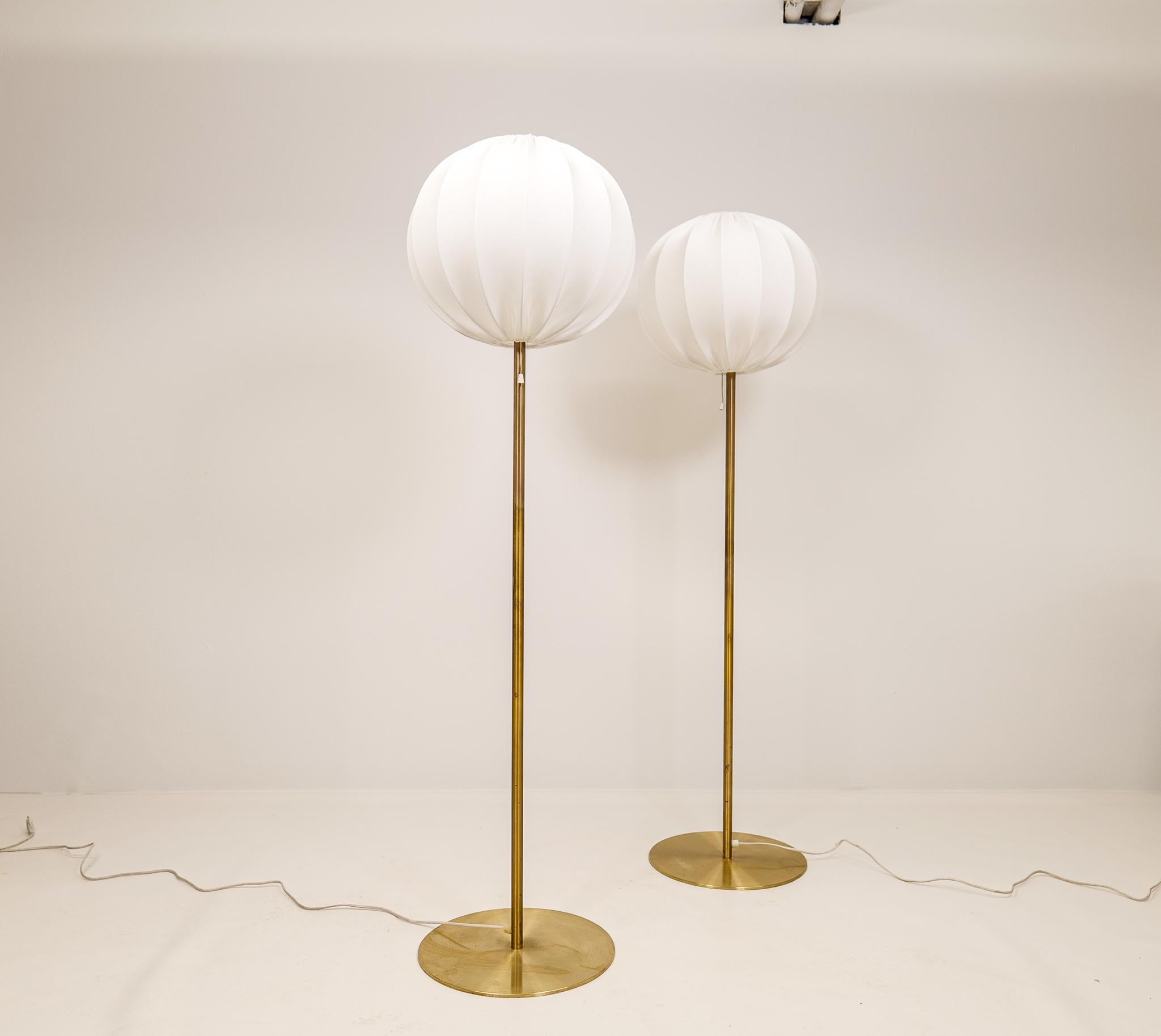 Late 20th Century Mid-Century Modern Pair of Brass Floor Lamps Luxus, Sweden, 1970s For Sale
