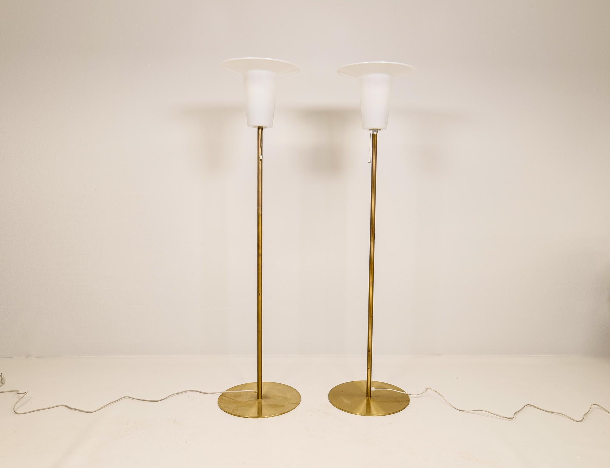 Mid-Century Modern Pair of Brass Floor Lamps Luxus, Sweden, 1970s For Sale 3