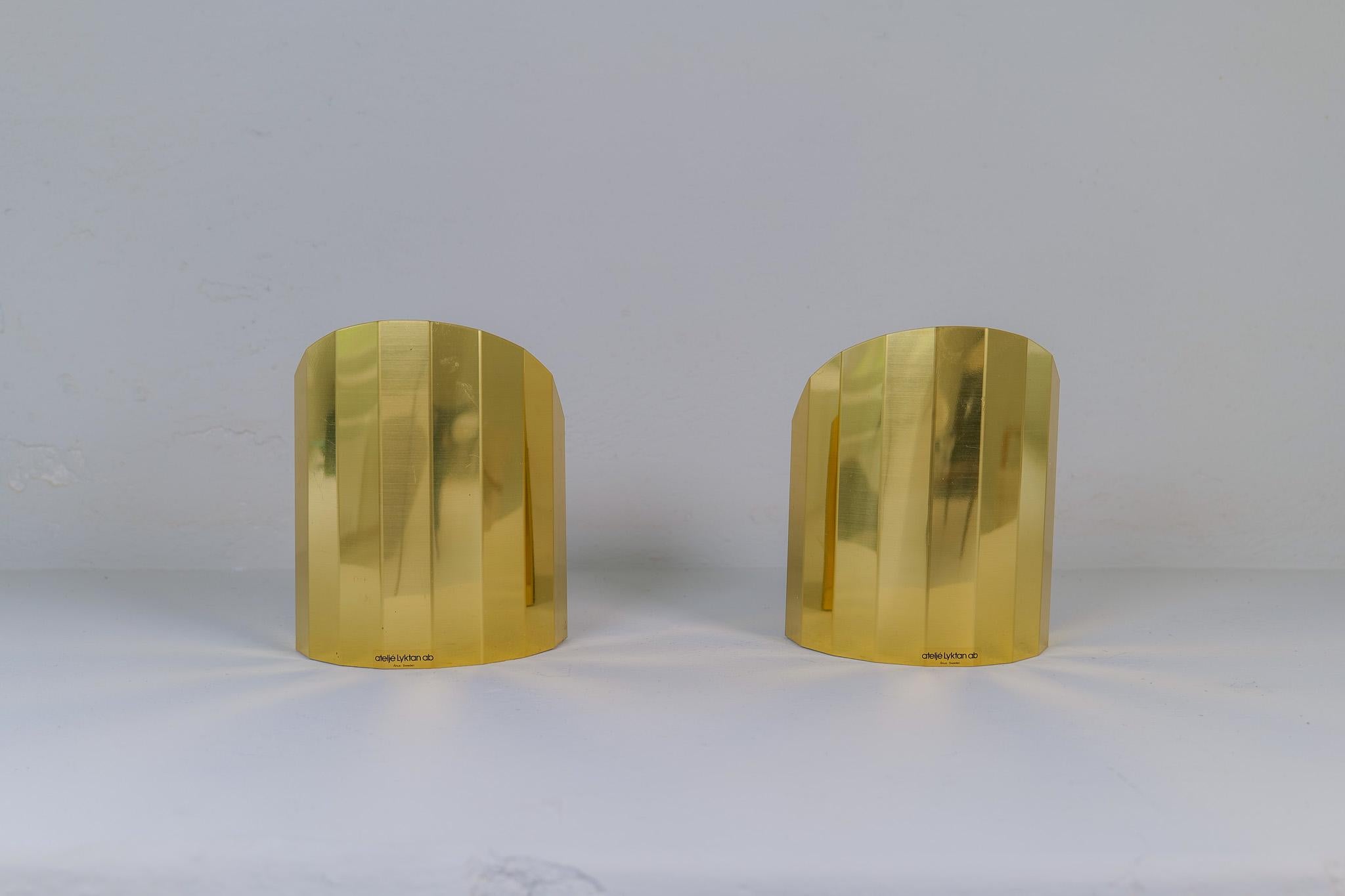 Mid-Century Modern Pair of Brass Sconces Atelje Lyktan Sweden 1970s In Good Condition For Sale In Hillringsberg, SE