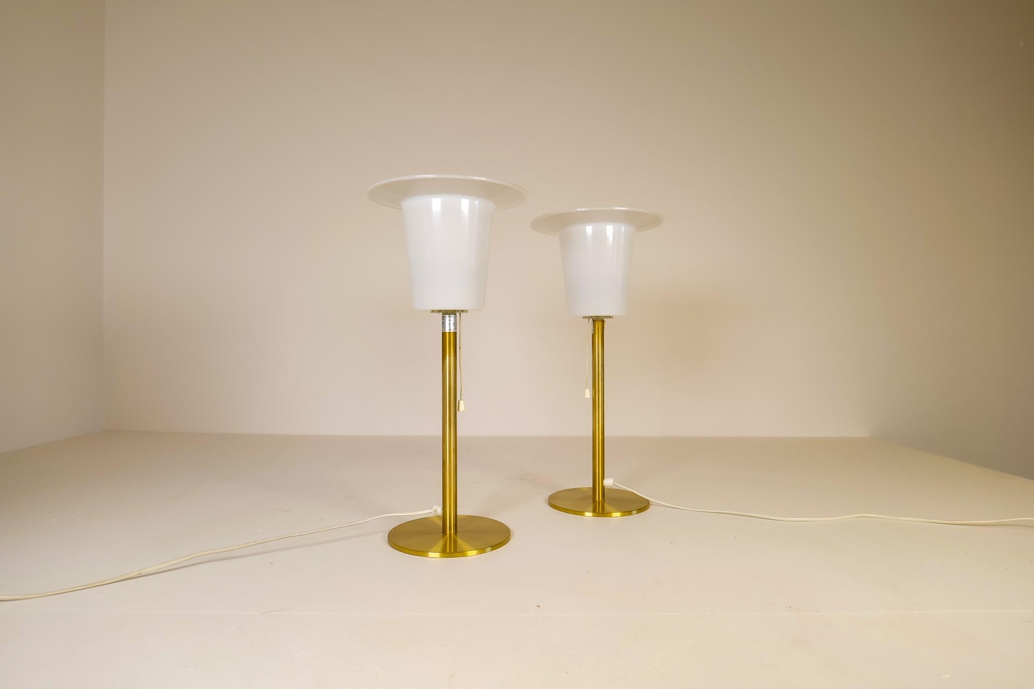 Mid-Century Modern Pair of Brass Table Lamps Luxus, Sweden, 1970s 9