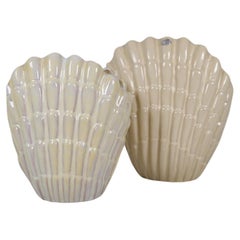 Midcentury Modern Pair of Seashell Vases by Vicke Lindstrand , Sweden