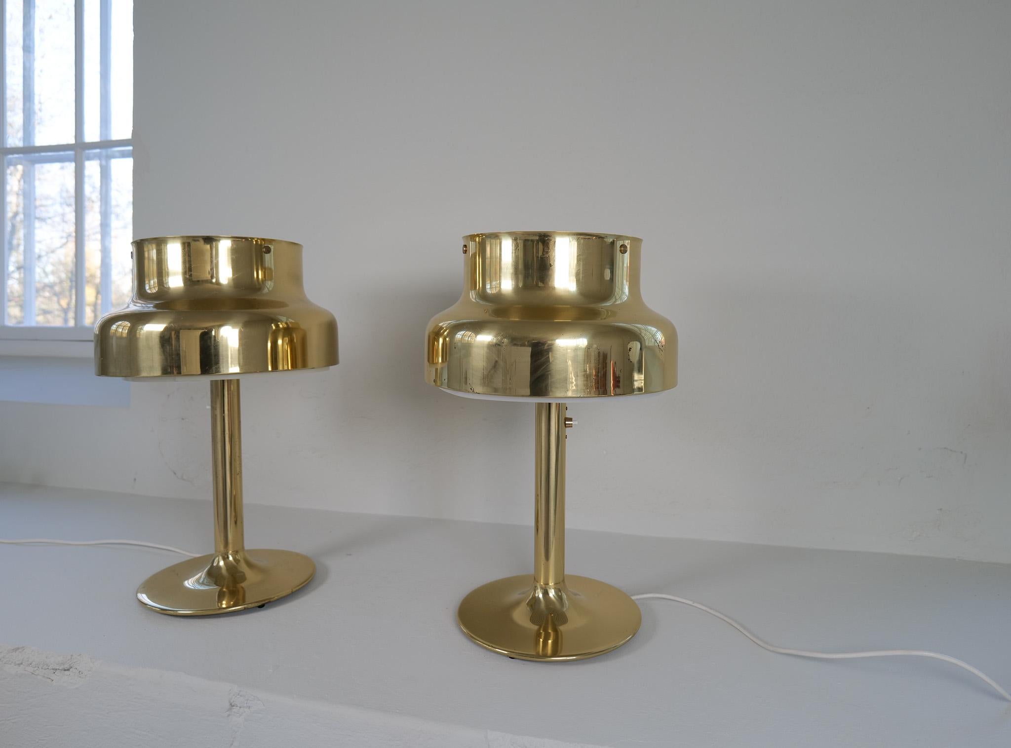 Suédois Paire de lampes de table The Moderns 