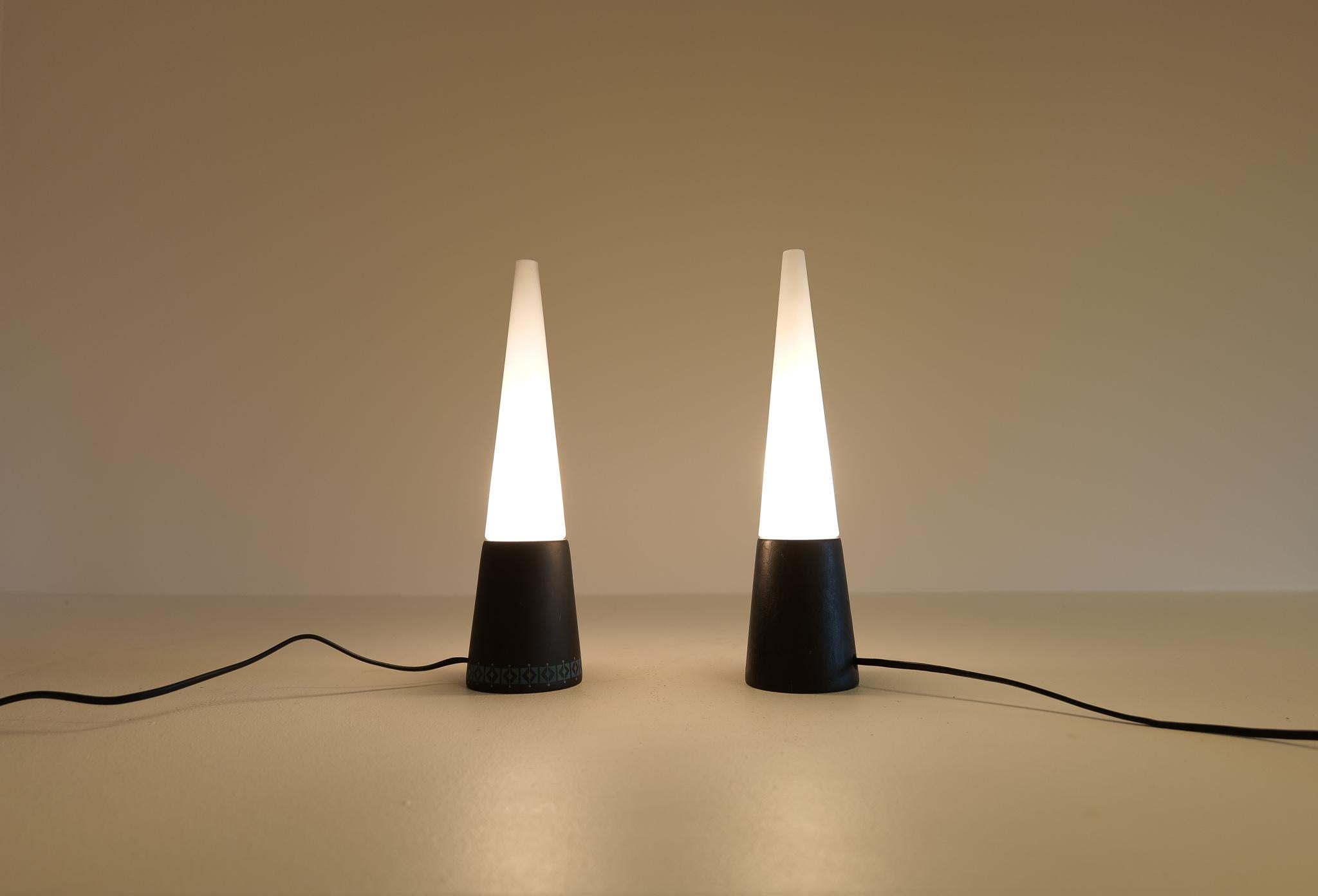 Midcentury Modern Pair of Table Lamps by Hans-Agne Jakobsson for Markaryd 7