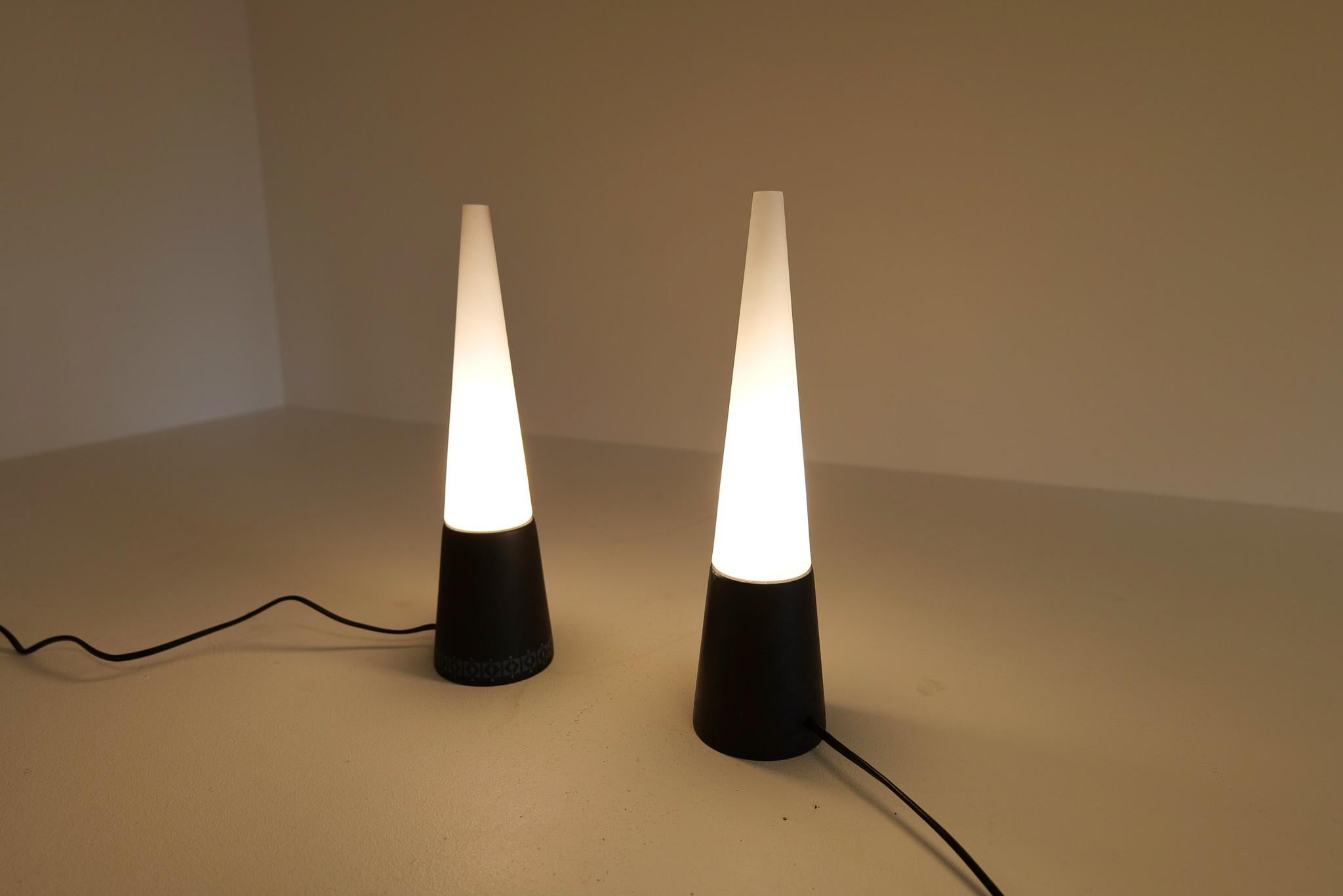 Midcentury Modern Pair of Table Lamps by Hans-Agne Jakobsson for Markaryd 8